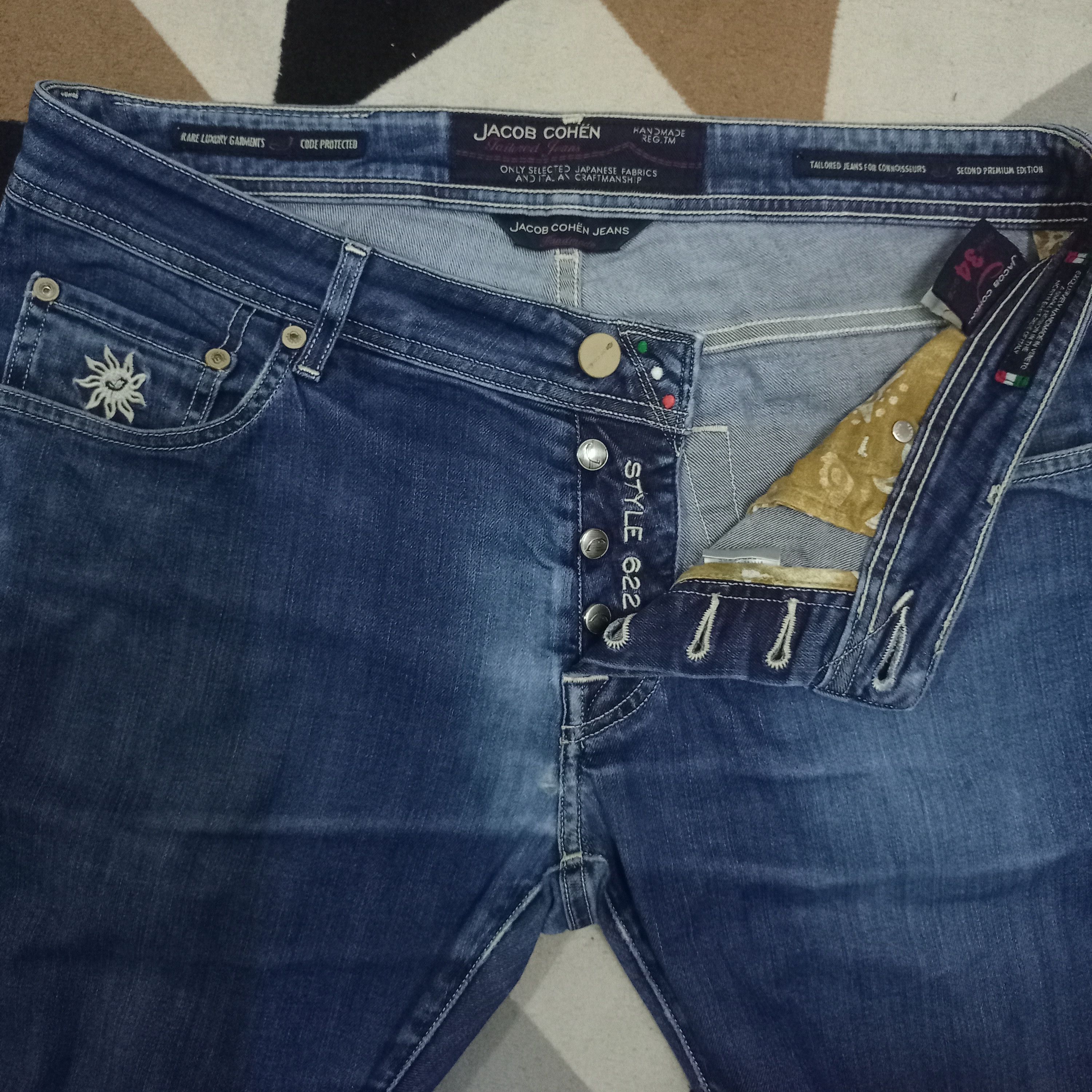 Jacob Cohen Vintage Jacob Cohen 622 Blue Wash Distressed Jeans Size US 36 / EU 52 - 3 Thumbnail