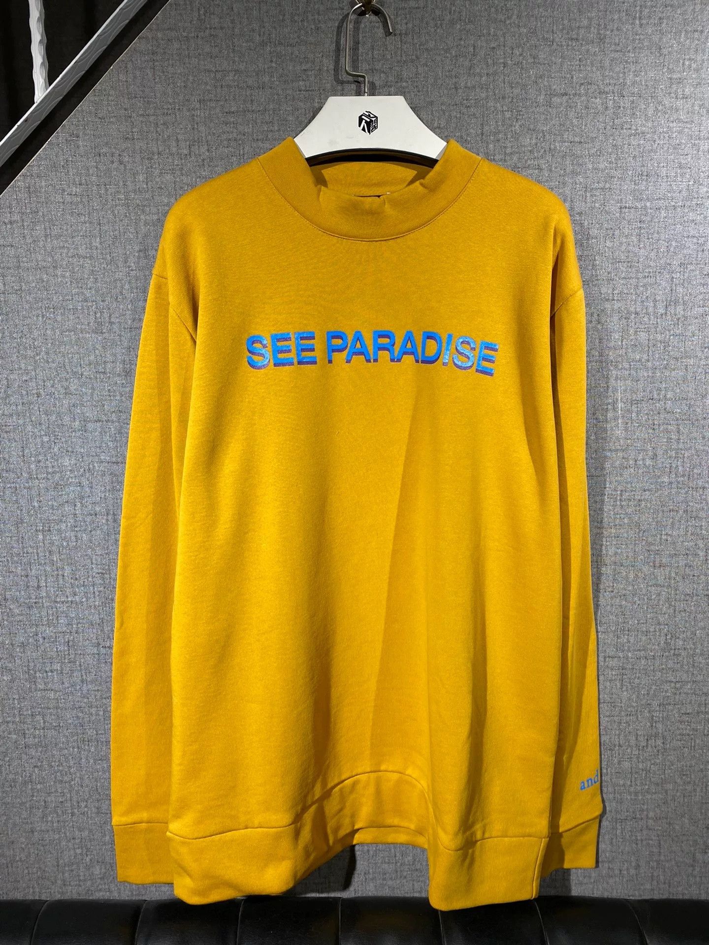 Paradise See Paradise Men's Sweatshirt Size US XL / EU 56 / 4 - 1 Thumbnail