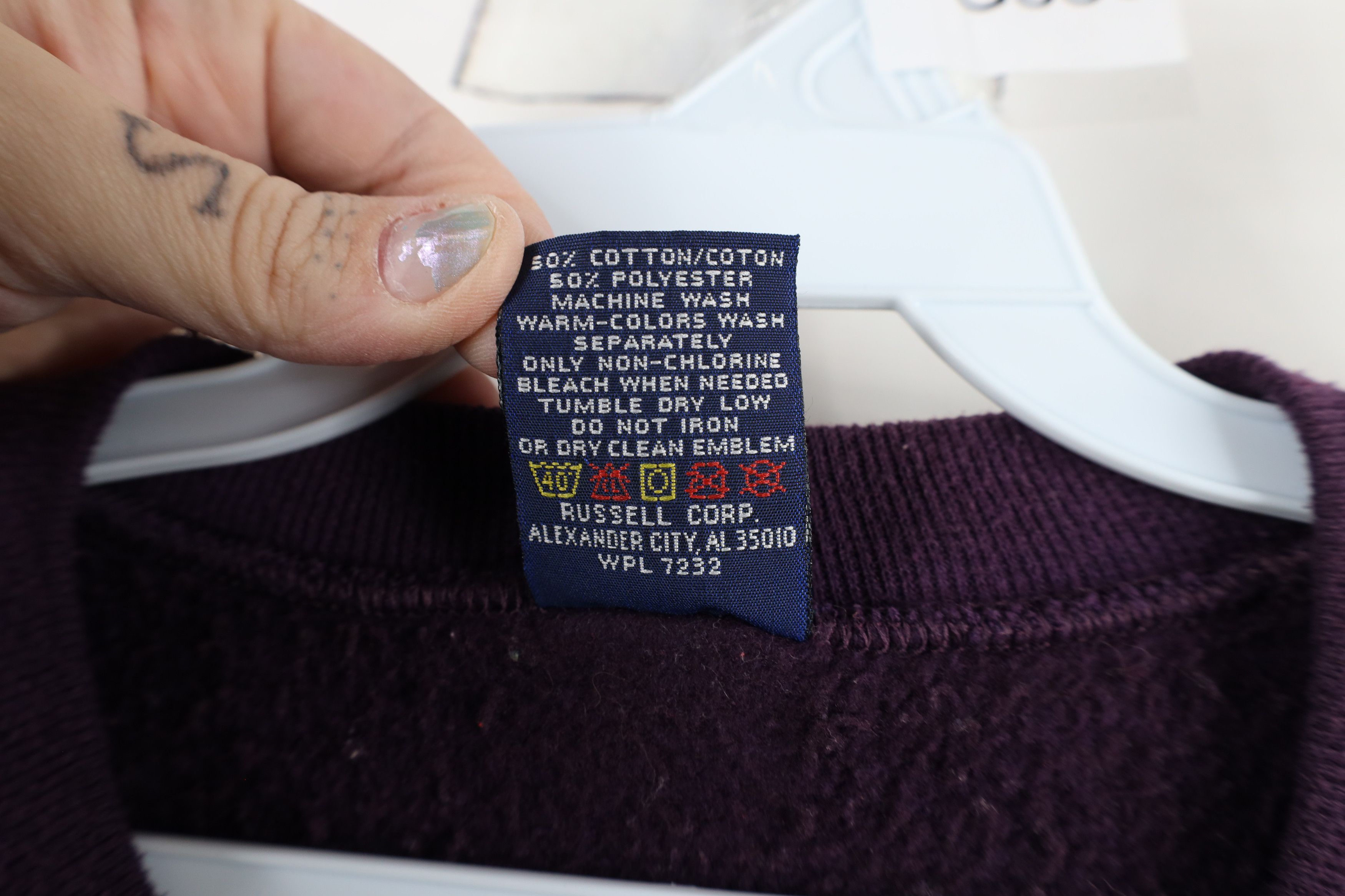 Vintage Vintage 90s Streetwear Heavyweight Sweatshirt Purple USA Size US XL / EU 56 / 4 - 5 Thumbnail