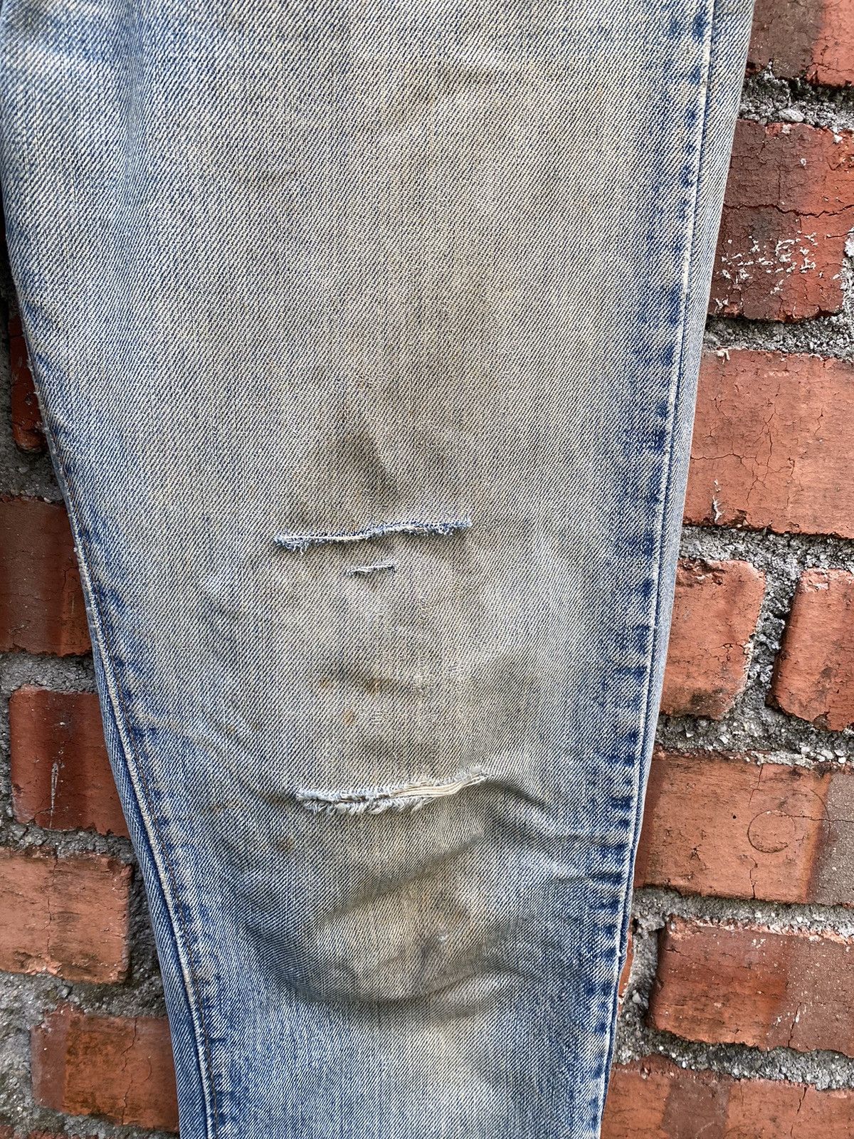 Levi's × Levi's Vintage Clothing × Vintage size 31x32 vintage levi's 505 distressed 80s made in USA Size US 31 - 3 Thumbnail