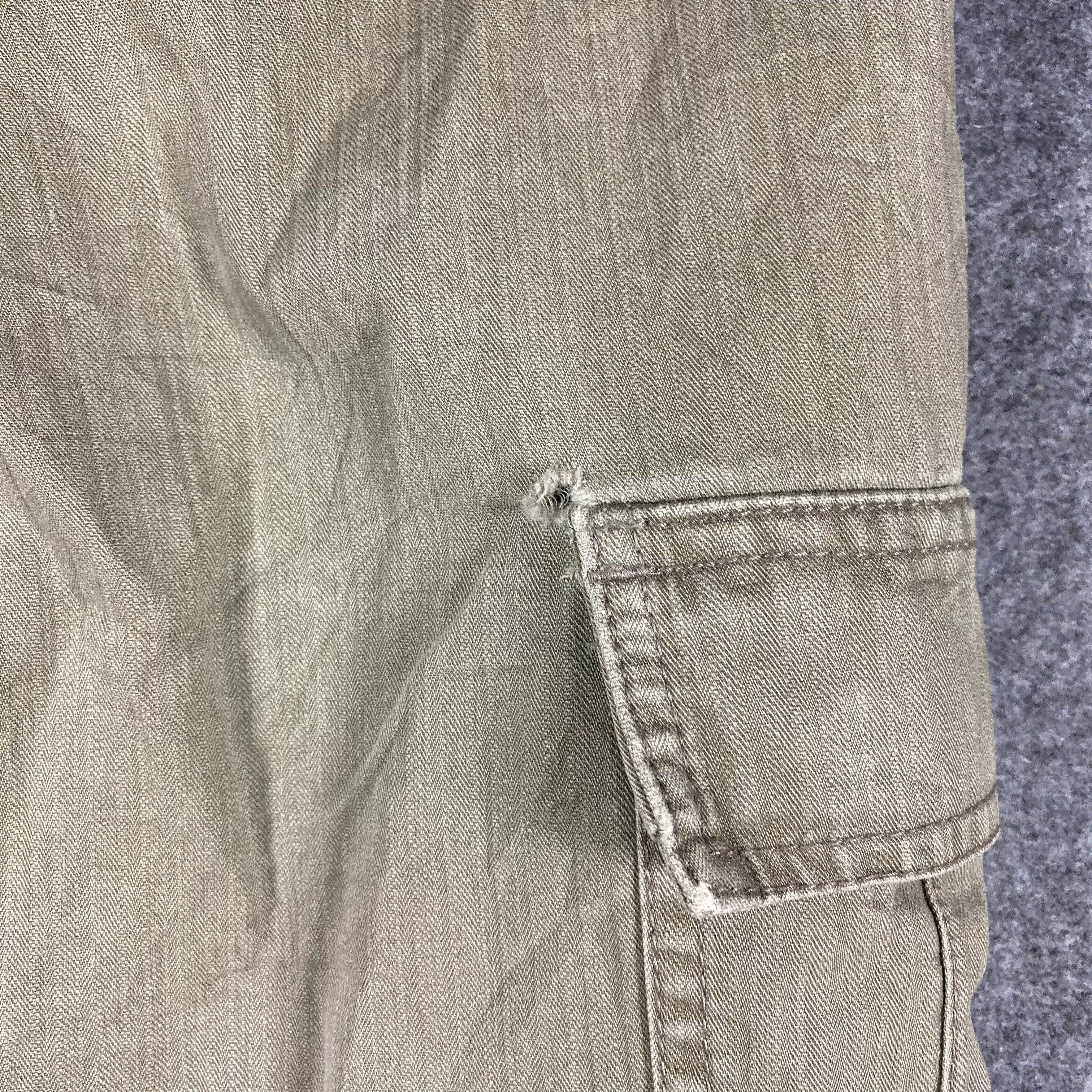Japanese Brand Japanese Brand Multipocket Tactical Cargo Pants Size US 31 - 11 Thumbnail