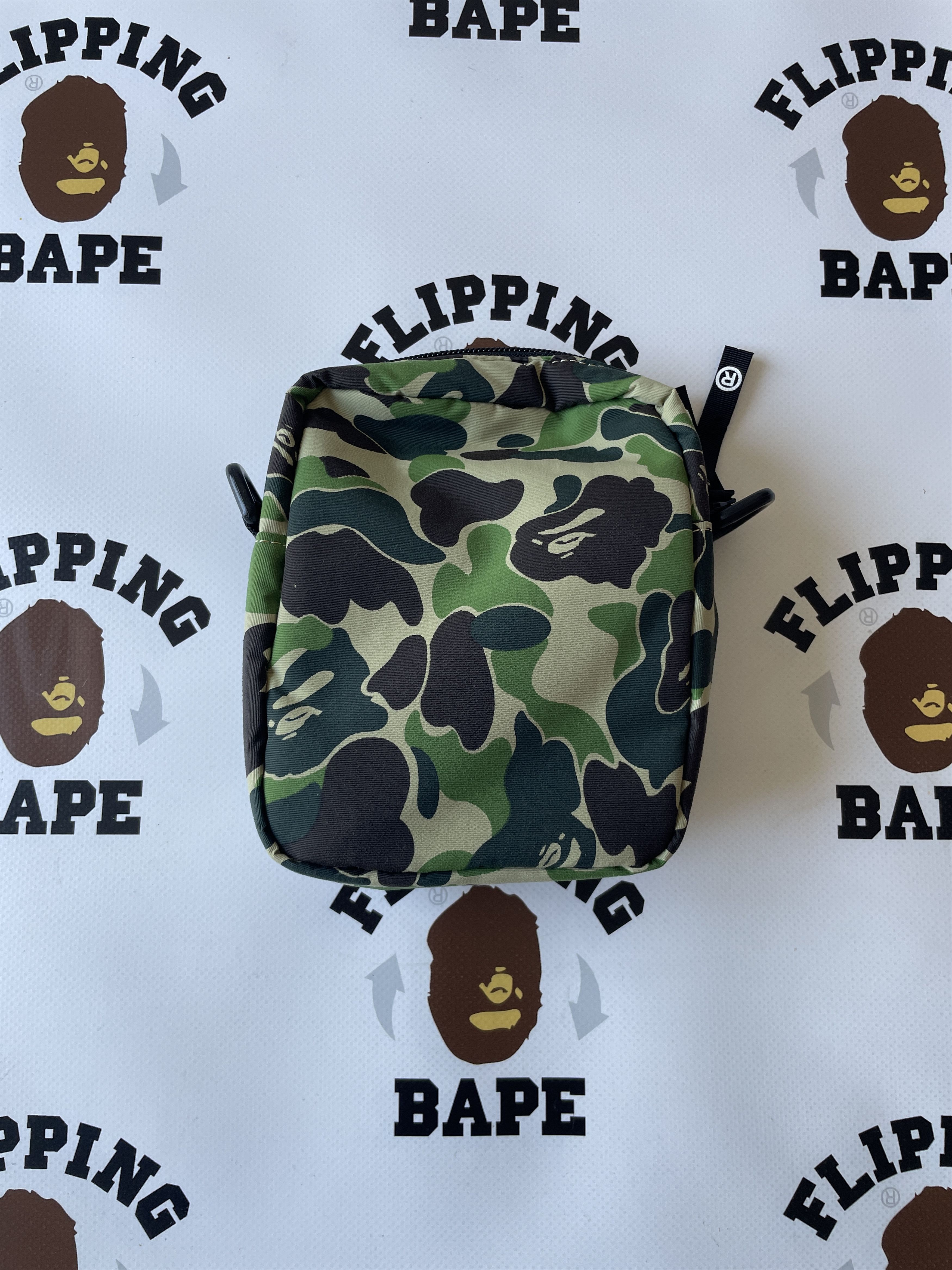 Bape BAPE ABC CAMO SHARK MINI BAG Size ONE SIZE - 2 Thumbnail