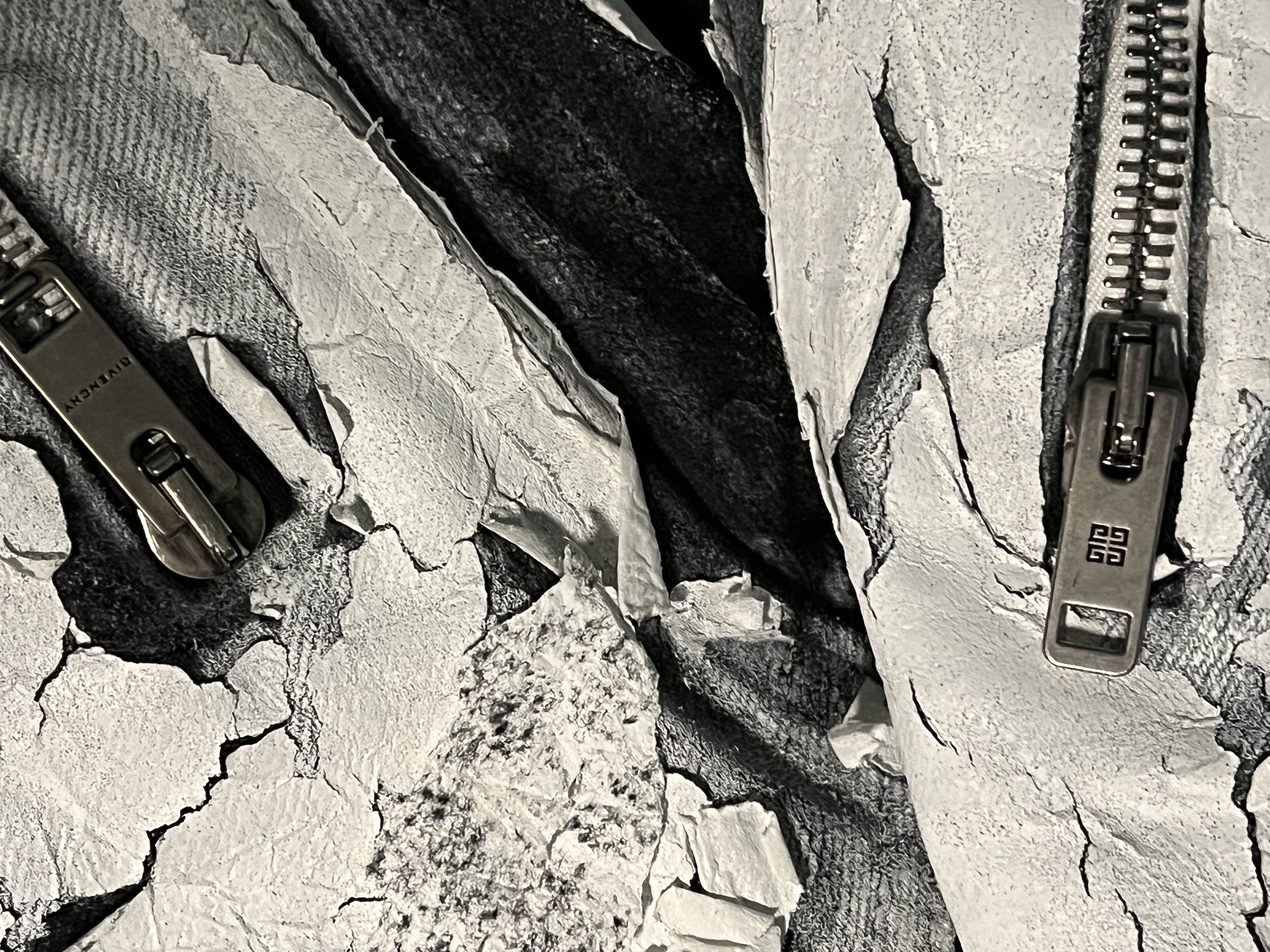 Givenchy FW20 Peeling Paint Pants Size US 32 / EU 48 - 4 Thumbnail