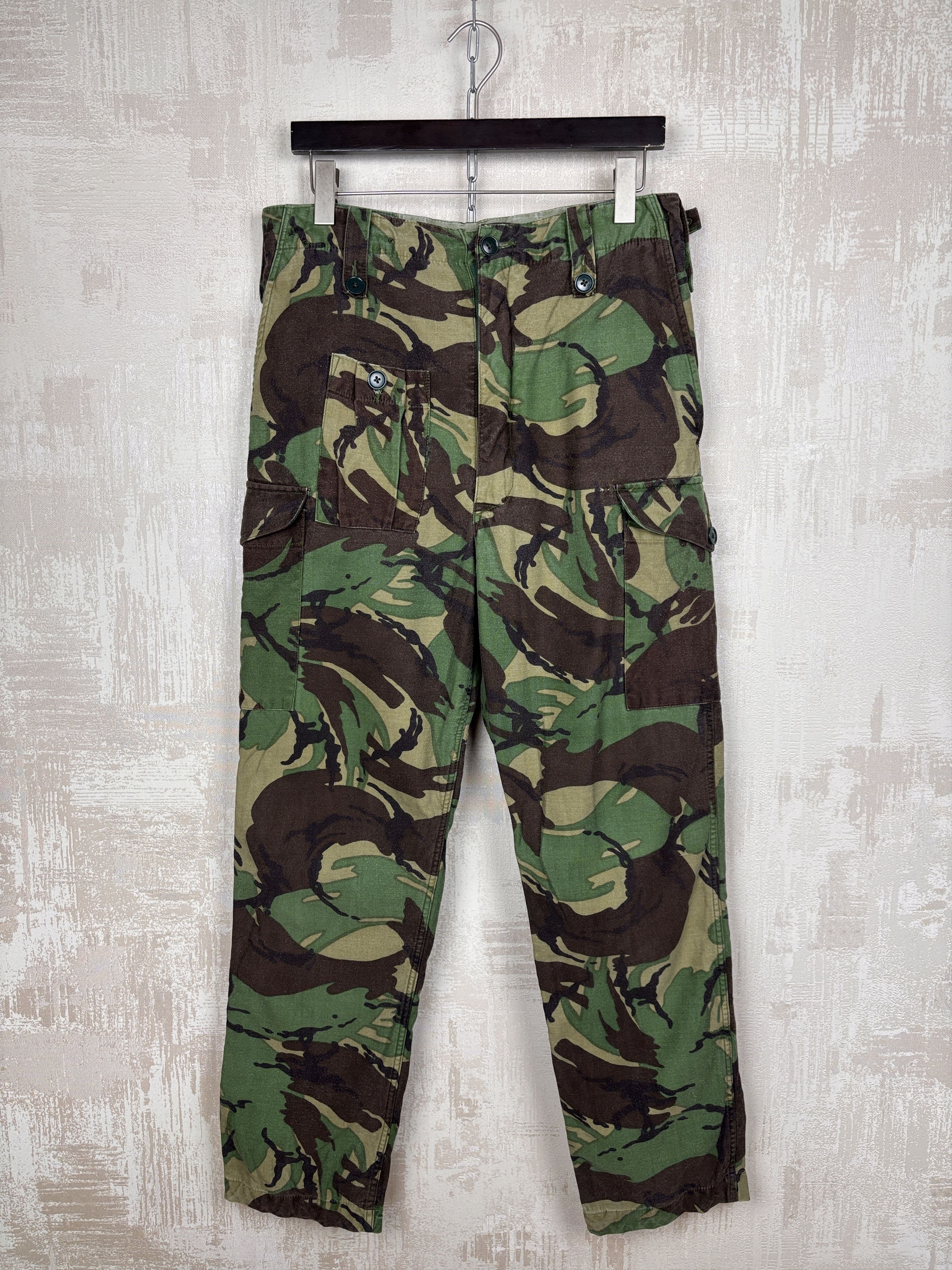 Vintage Vintage British Army Trousers Combat Pattern Nato Pants Size US 32 / EU 48 - 2 Thumbnail