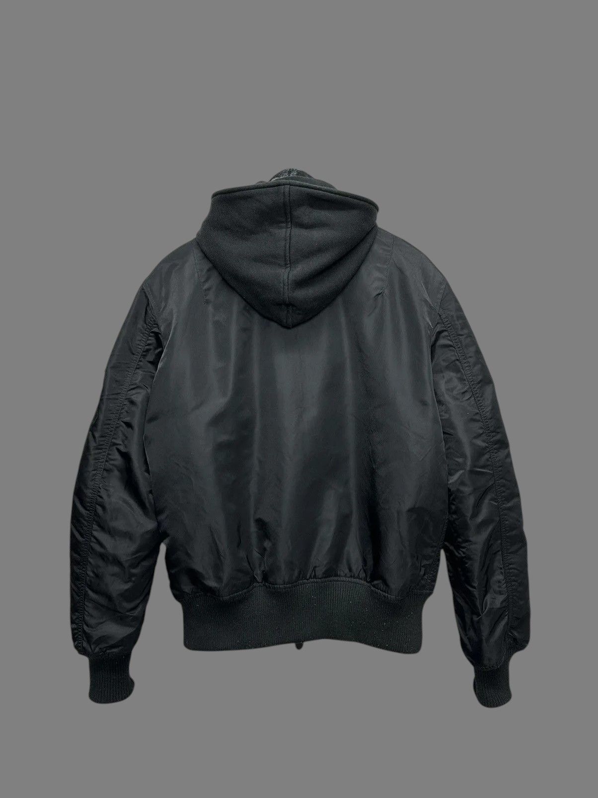 Vintage Alpha Industries Black Bomber Jacket Military Flight Style Size US L / EU 52-54 / 3 - 15 Thumbnail