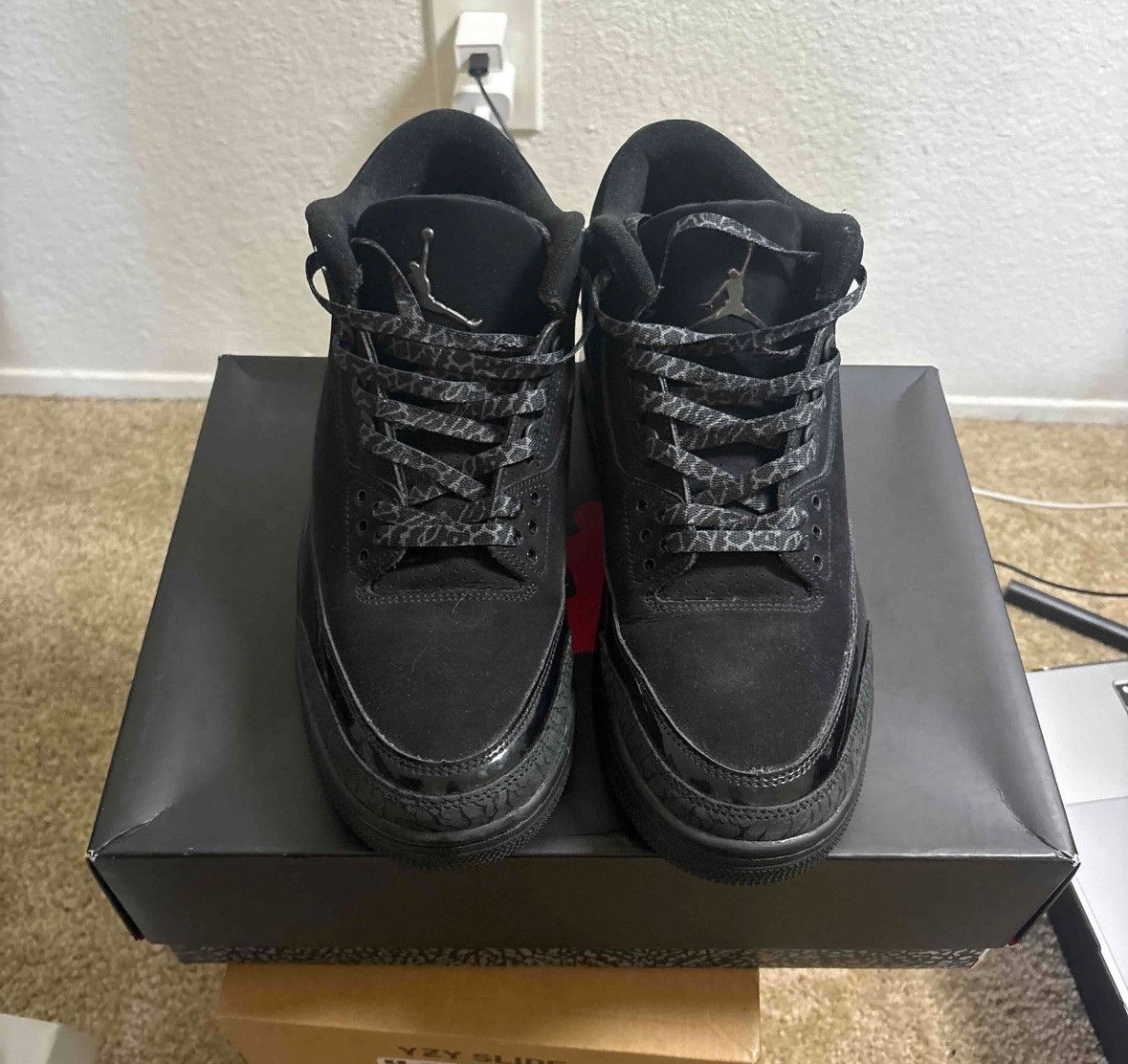 Jordan Brand Mens air Jordan 3 black cat size 11.5 Size US 11.5 / EU 44-45 - 1 Thumbnail