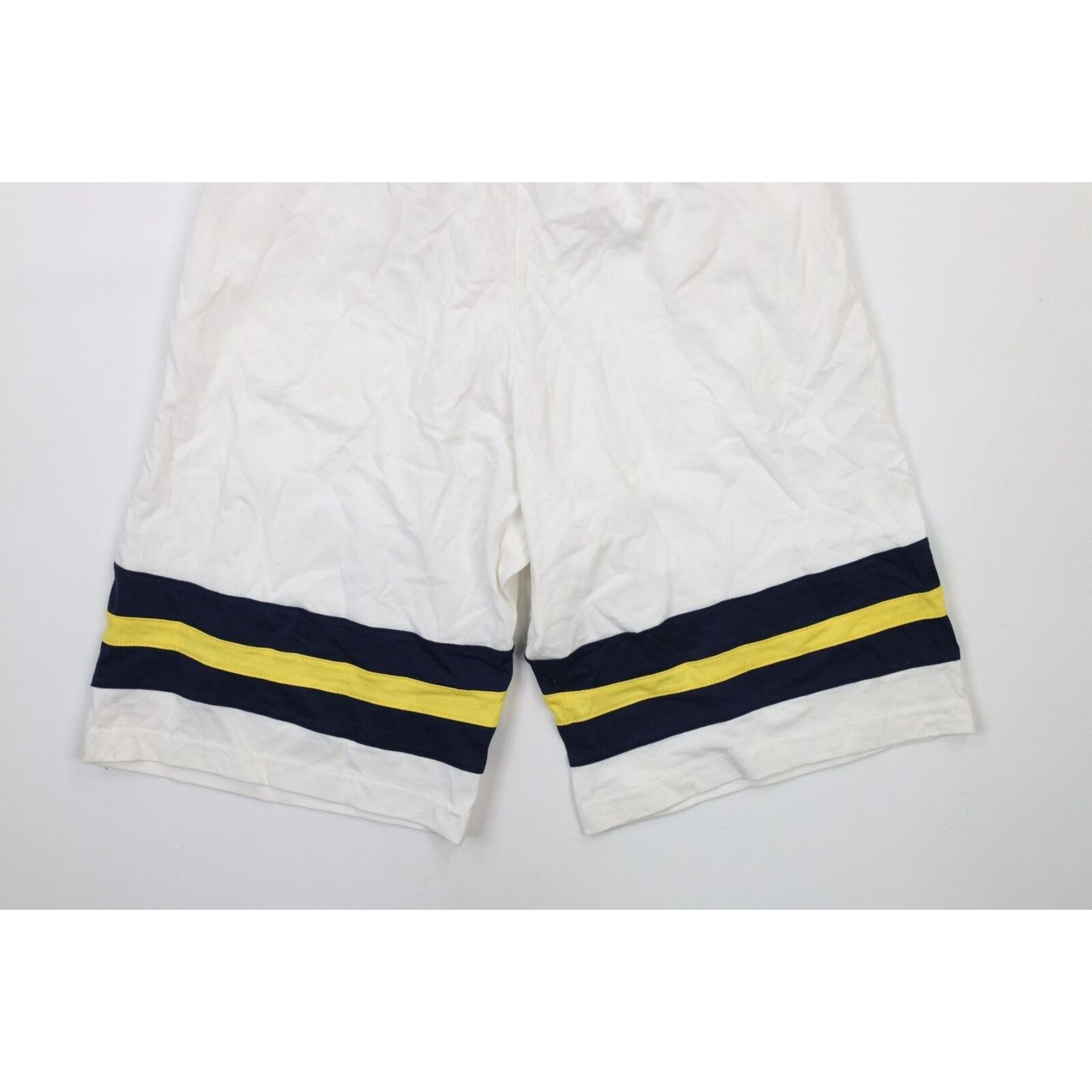 Vintage Deadstock Vintage 90s Striped University of Michigan Shorts Size US 36 / EU 52 - 8 Thumbnail