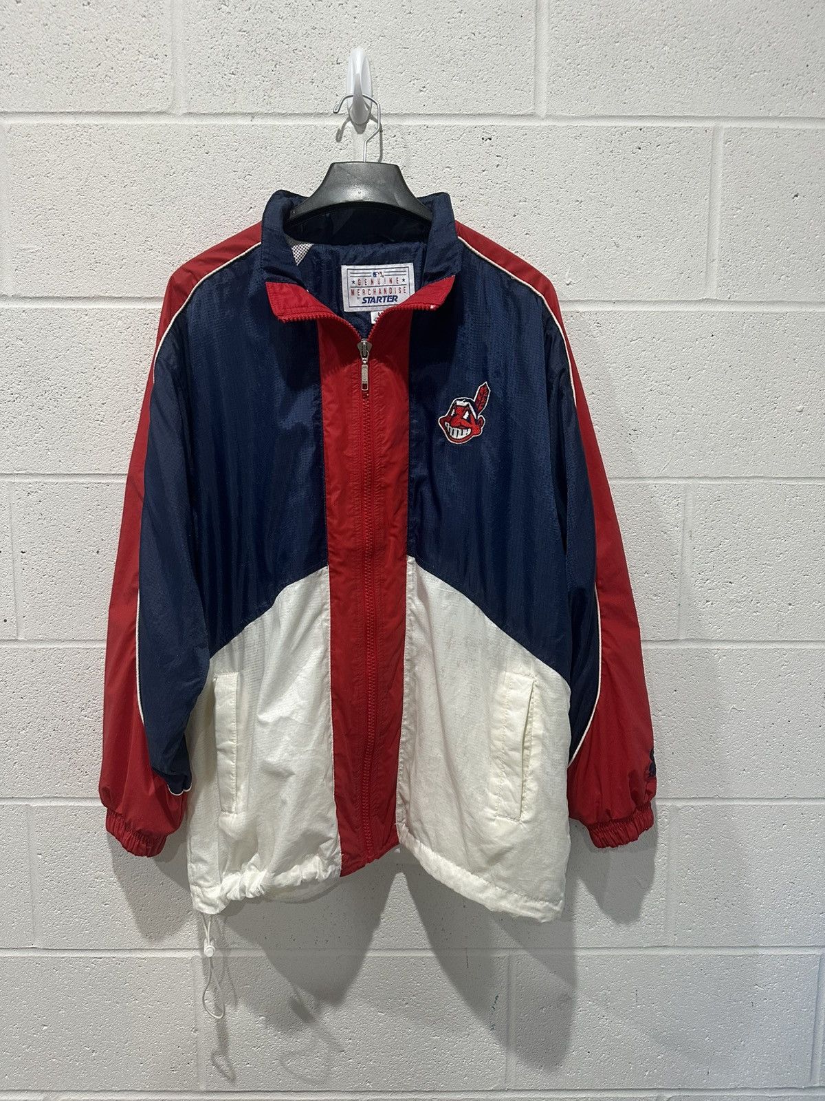 Starter Vintage Cleveland Indians Starter Mens M Windbreaker Wahoo Size US M / EU 48-50 / 2 - 1 Thumbnail