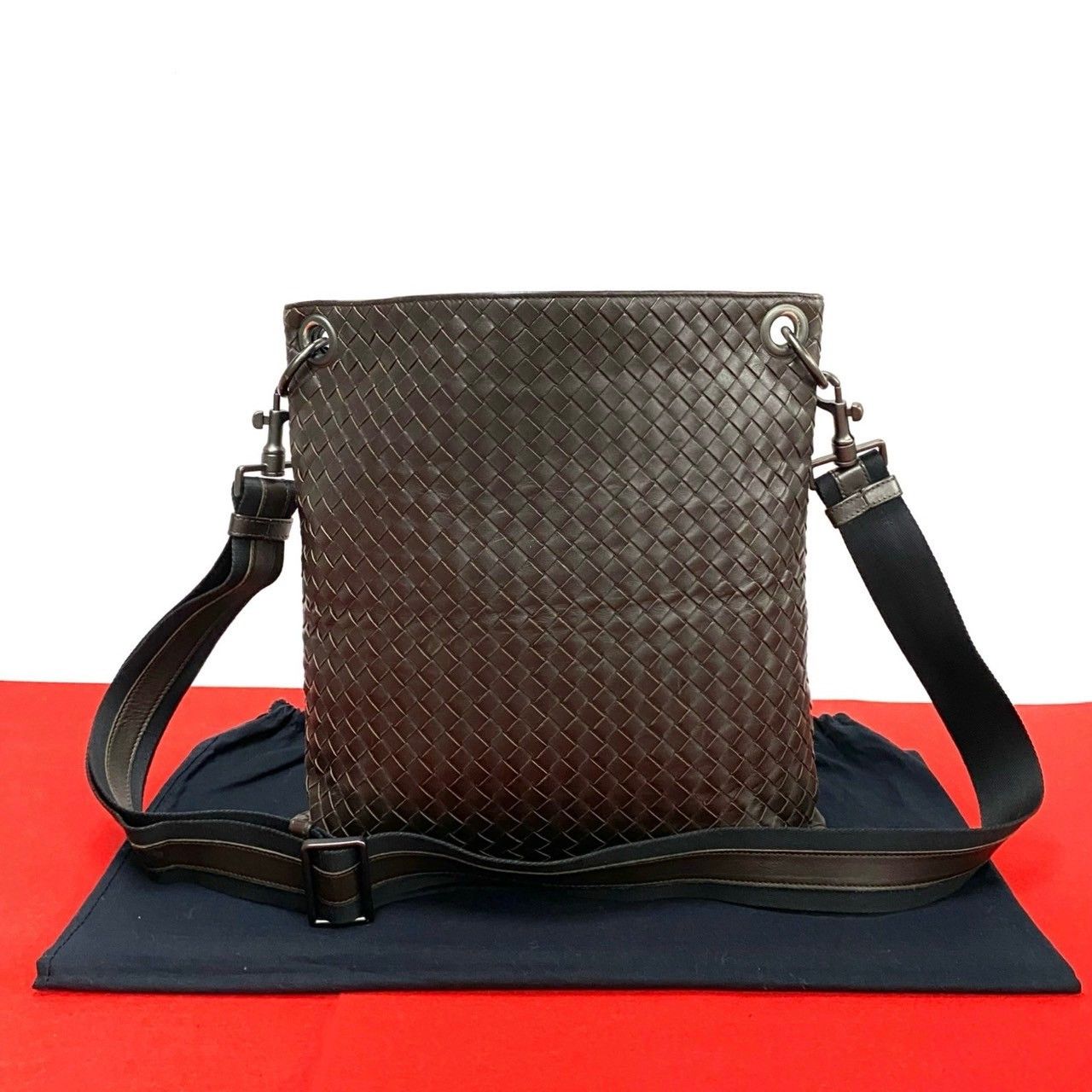 Bottega Veneta Bottega Veneta Intrecciato Leather Shoulder Bag Leather Shoulder Bag 27788 in Brown, Women's