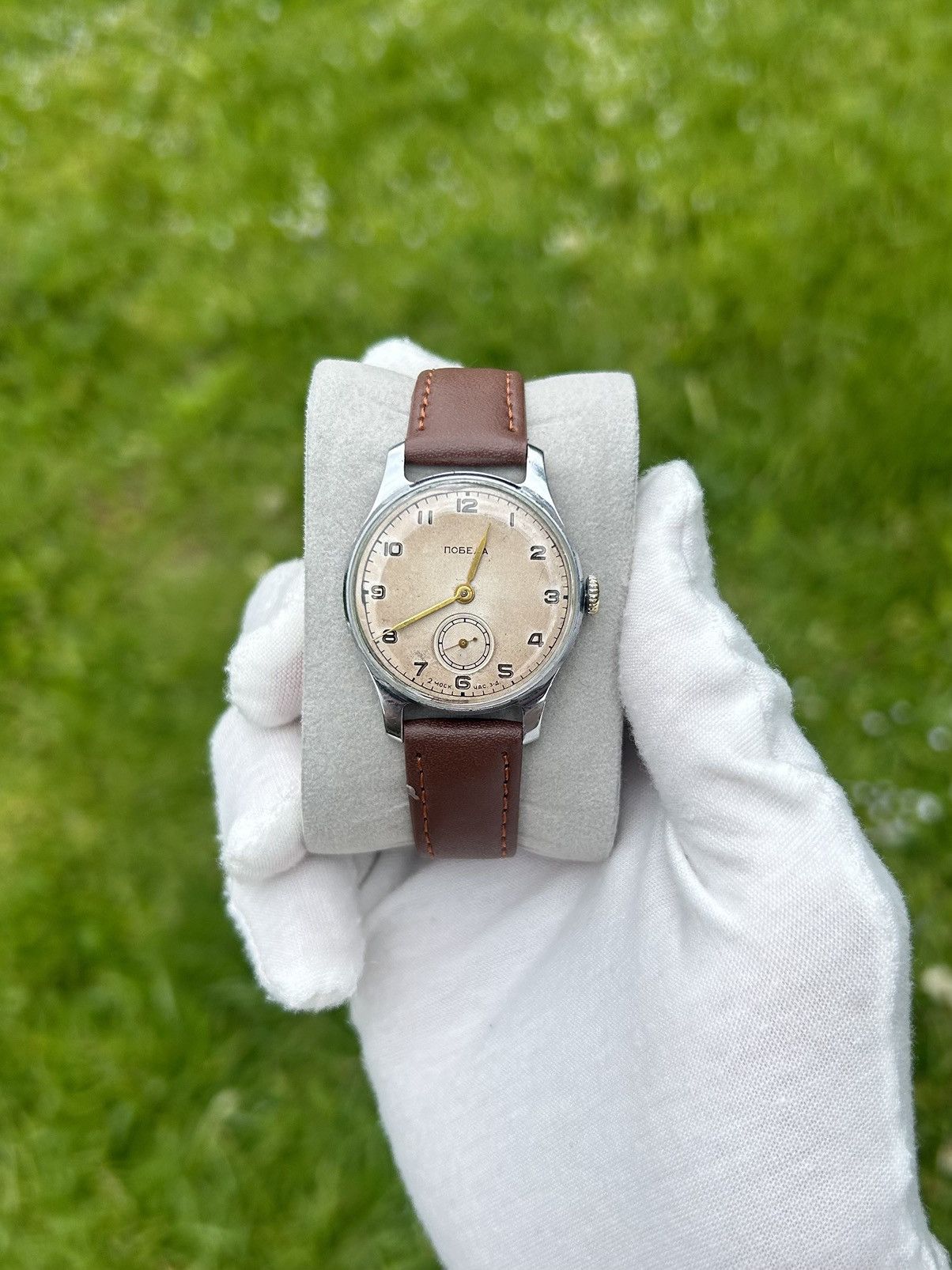 Vintage Vintage Pobeda Watch USSR Soviet Mechanical Authentic 1950s Size ONE SIZE - 1 Thumbnail
