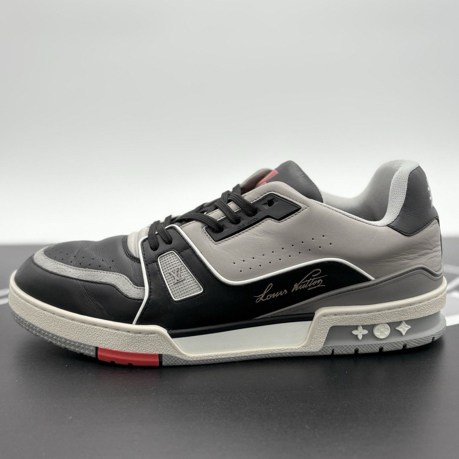 Louis Vuitton Louis Vuitton x Virgil Trainer SS19 Size US 11.5 / EU 44-45 - 8 Thumbnail