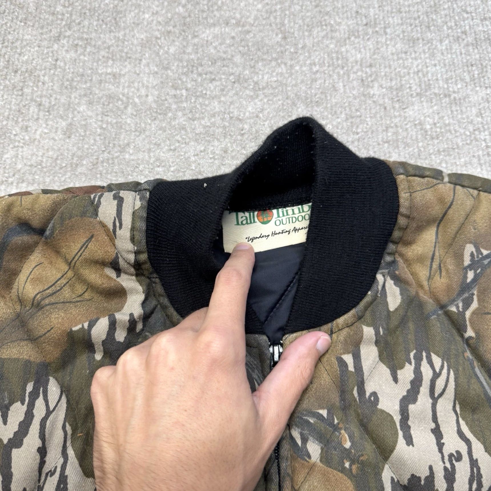 Vintage VINTAGE Mossy Oak Fall Foliage Bomber Jacket Mens L Camo Hunting 80s Tall Timber Size US L / EU 52-54 / 3 - 5 Thumbnail
