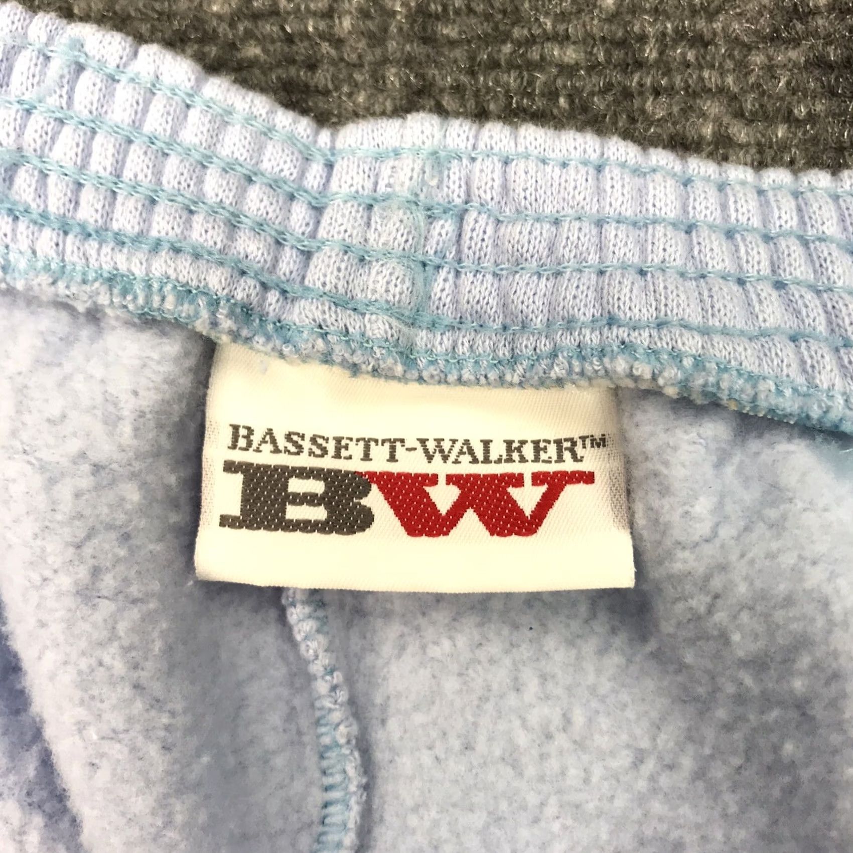 Vintage VINTAGE Bassett Walker Sweatpants Unisex Adults Joggers 90s Blue Size L 31x27 Acrylic Blend Made USA Size US 33 - 2 Thumbnail
