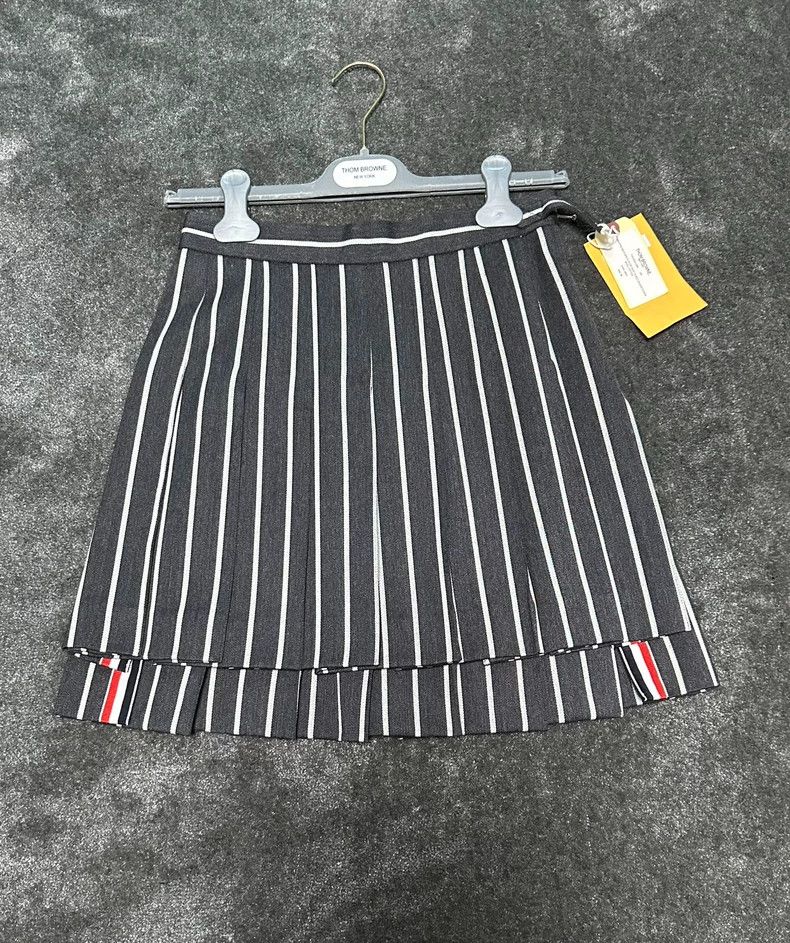 Thom Browne Thom Browne Gray striped cotton puffy skirt Size 25" / US 0 / IT 36 - 1 Thumbnail