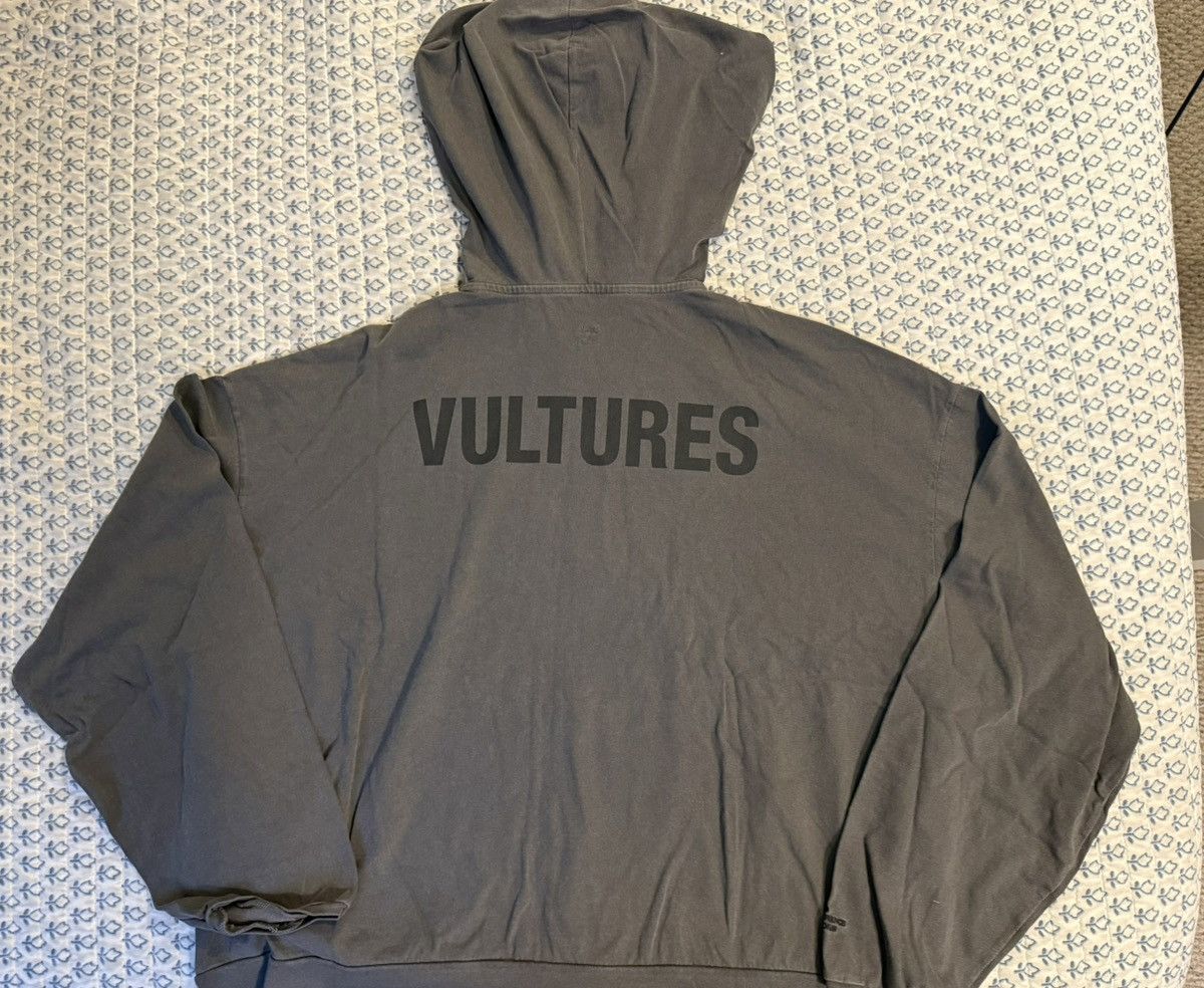Kanye West ¥$ Yeezy Vultures LE United Center Zip-Up Hoodie Grey Size US L / EU 52-54 / 3 - 2 Thumbnail
