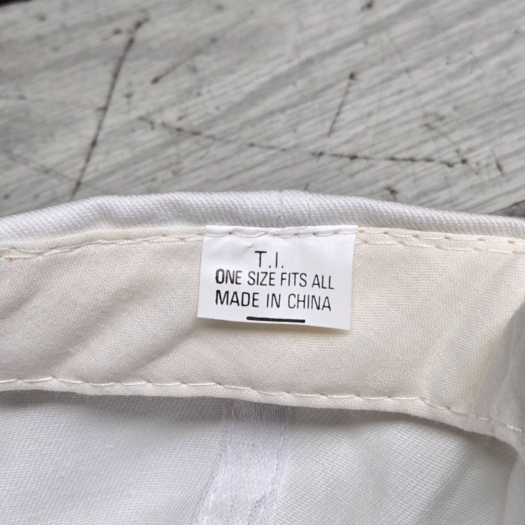 Vintage VINTAGE Ti White Hat Snapback Cap Adult One Size White Adjustable Hat Distributors Transportation Cars Men Size ONE SIZE - 7 Thumbnail
