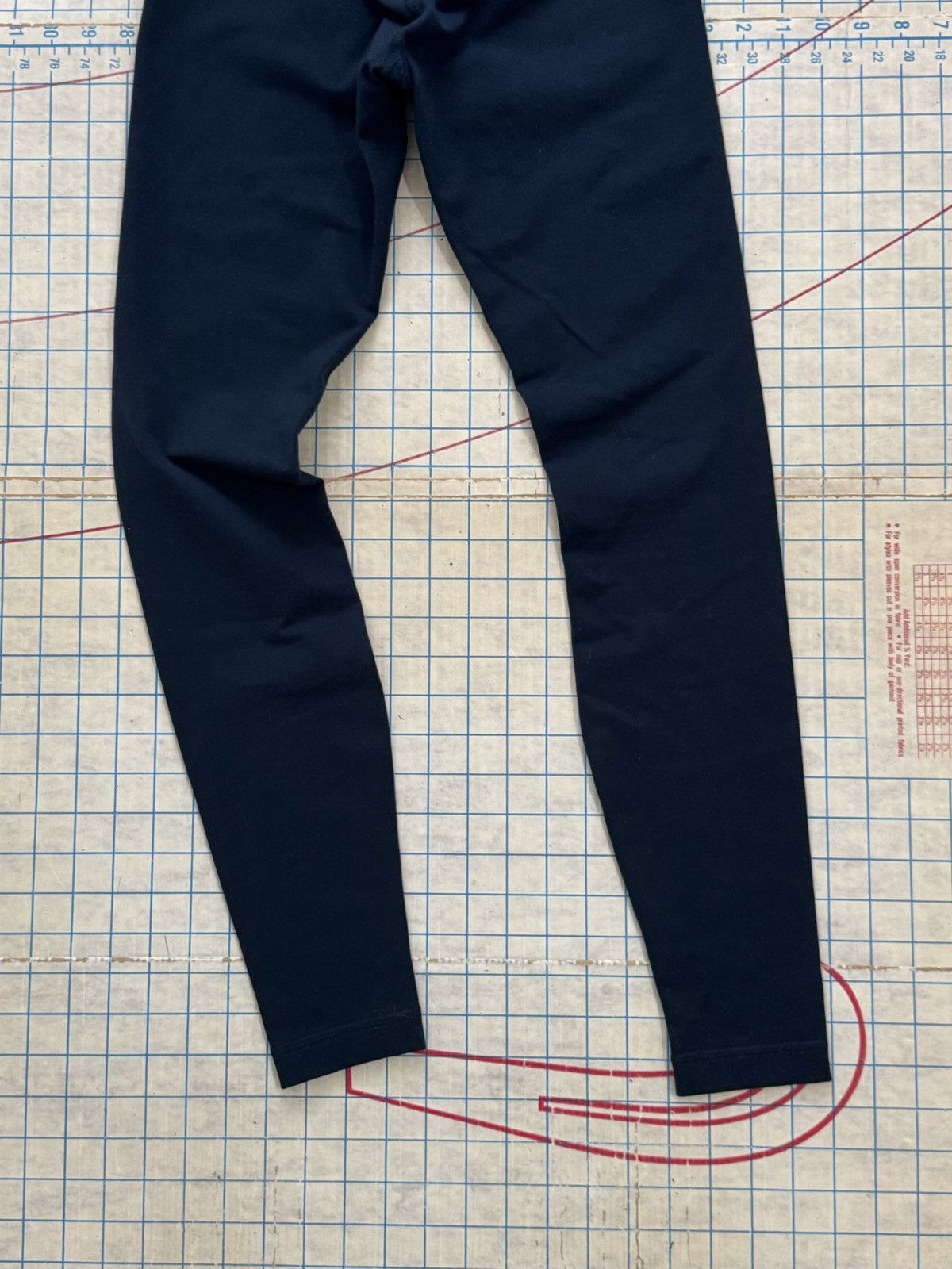Lululemon Lululemon Leggings Navy Women’s Size 6 Size 28" / US 6 / IT 42 - 12 Thumbnail
