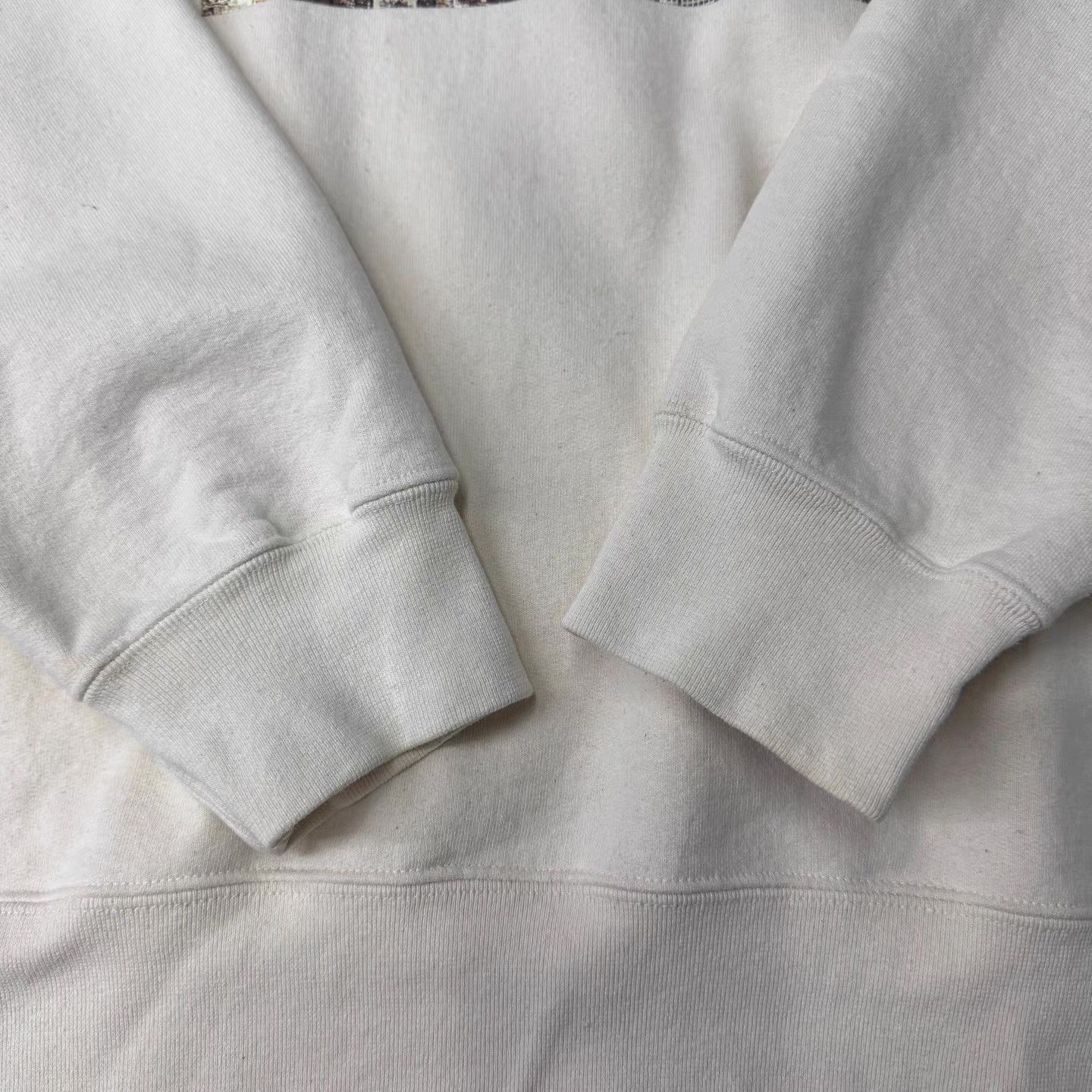Supreme Supreme Linen White Metropolitan Crewneck Sweatshirt Q10 Size US L / EU 52-54 / 3 - 2 Thumbnail