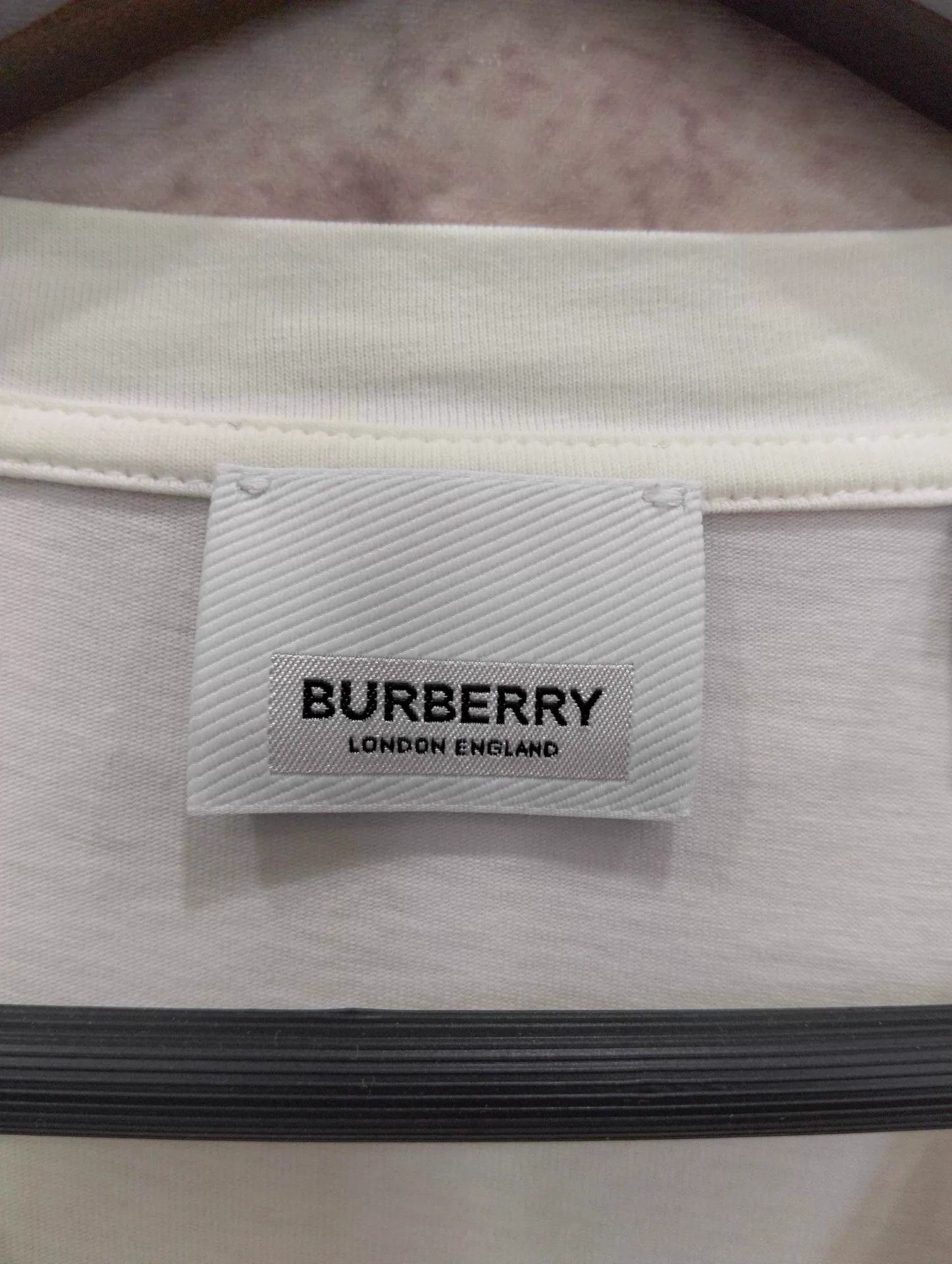 Burberry Burberry White London Slogan Logo S/S Tee M 95 New Size US M / EU 48-50 / 2 - 4 Thumbnail