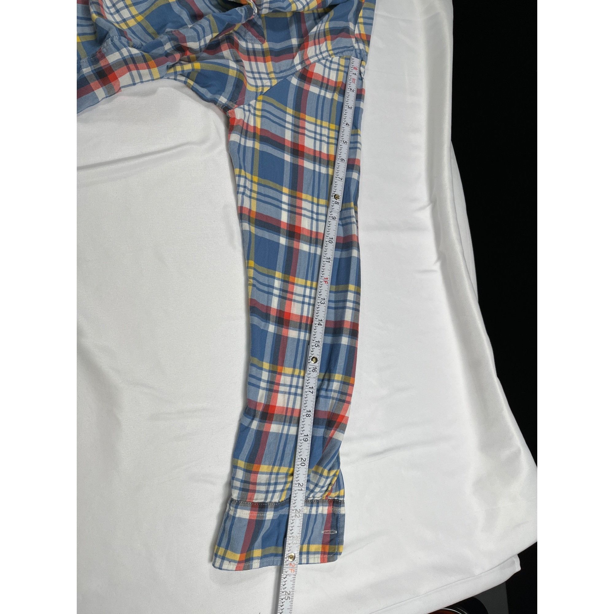American Eagle Outfitters American Eagle SKU 7696 Mens Casual Button Up Plaid Shirt Si Size US S / EU 44-46 / 1 - 7 Thumbnail