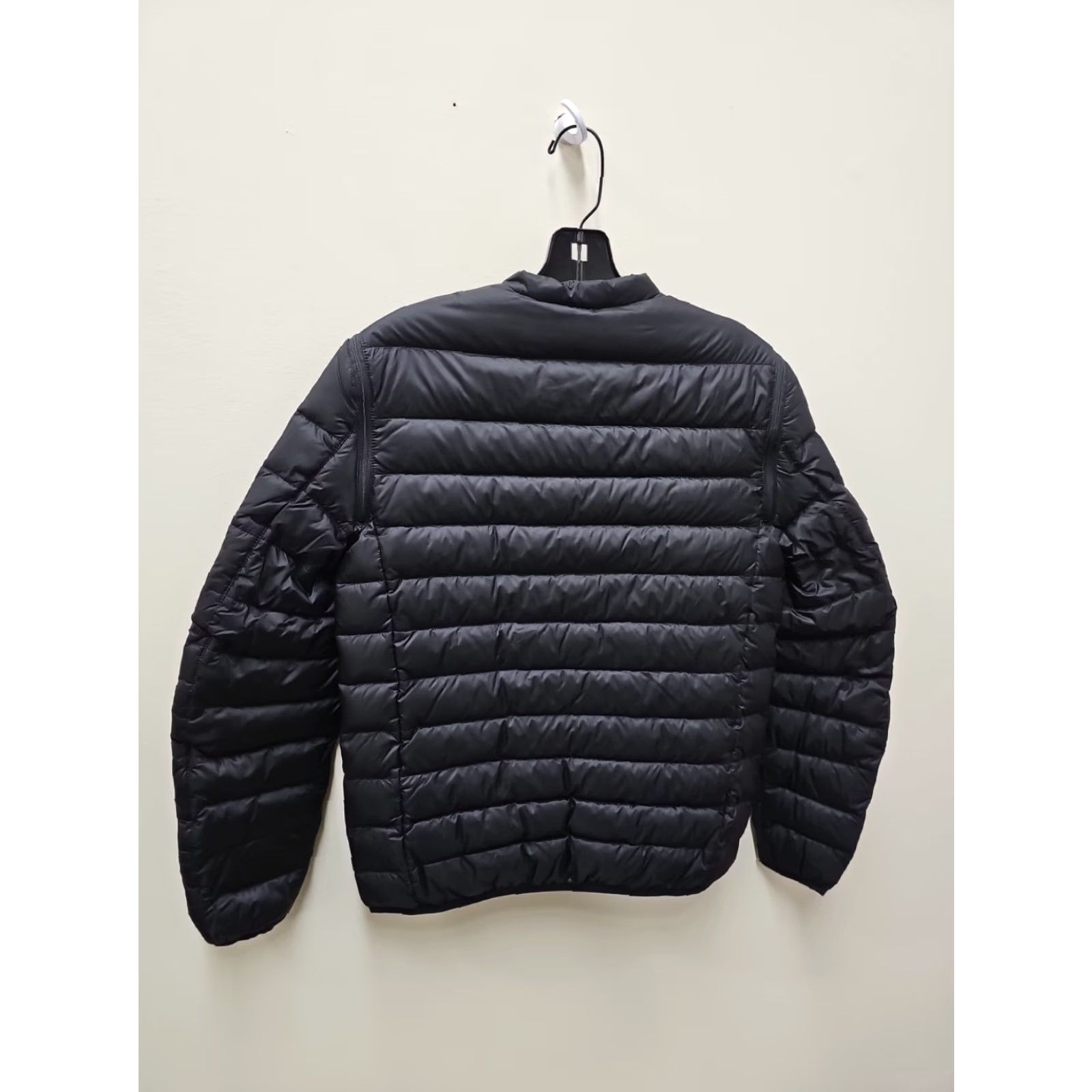 Belstaff BELSTAFF DOWN JACKET Quilted PUFFER Size 6 Women Black Puffer Jacket Sleeve Zippers Do Not Detach Size M / US 6-8 / IT 42-44 - 5 Thumbnail