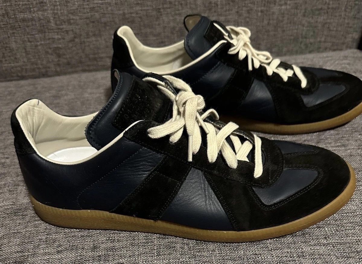 Maison Margiela Replica GAT Navy Blue 10 43 Low Tops Gum