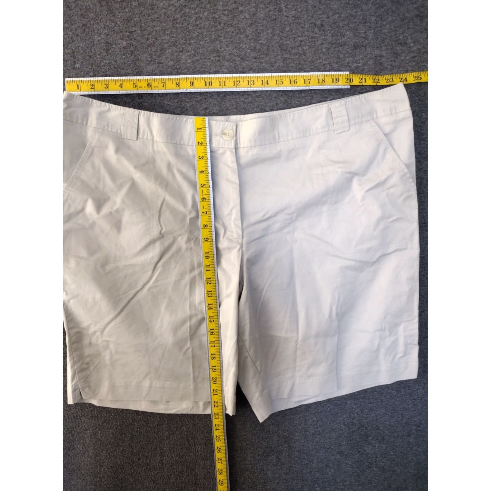 Vintage VINTAGE White Stag Khaki Shorts Chino Style Beige 26W Women Adults Regular Plus Size XS? Size 26" / US 2 / IT 38 - 4 Thumbnail