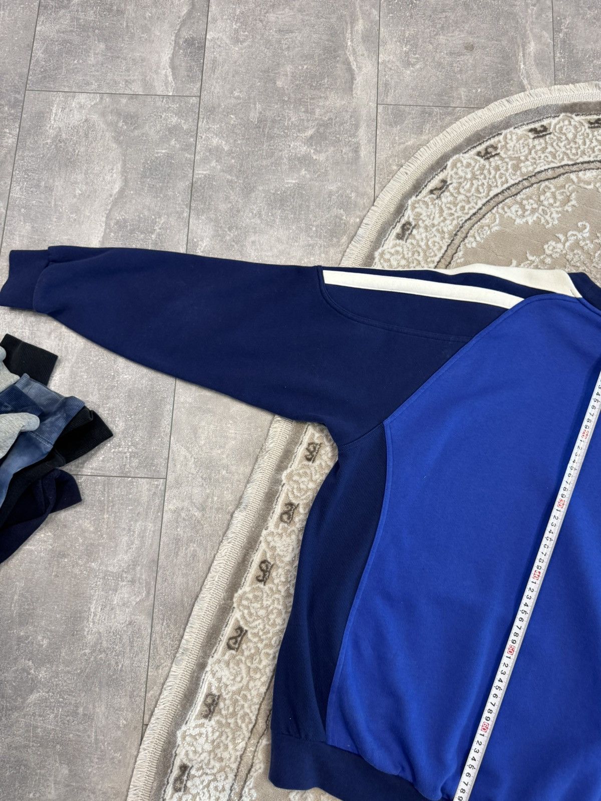 Adidas Adidas sweatshirt vintage 80/90s y2k rare boxy Size US L / EU 52-54 / 3 - 10 Thumbnail