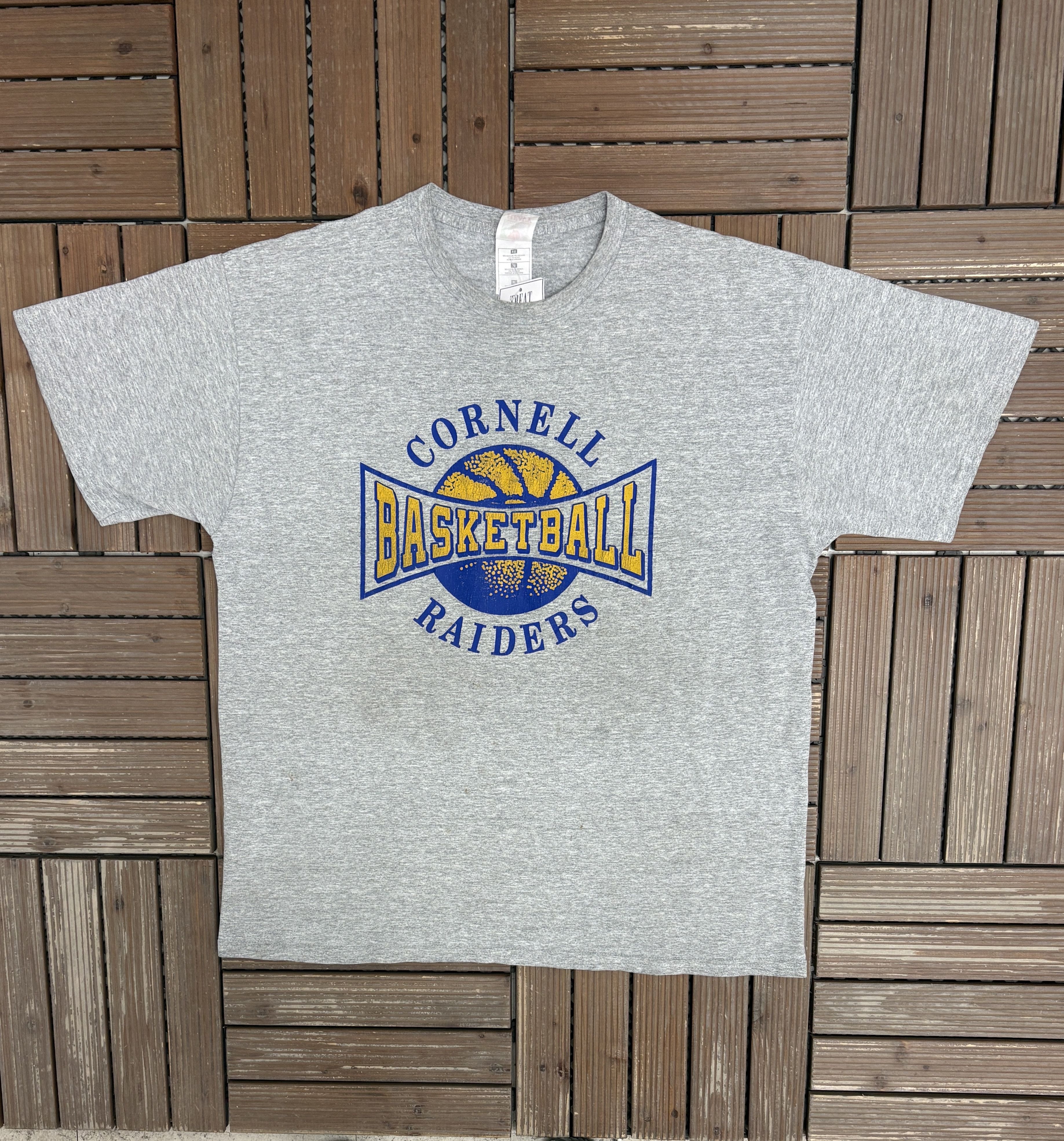 Vintage Cornell Raiders Basketball Vintage Grey T-Shirt Tee Size US XL / EU 56 / 4 - 1 Thumbnail