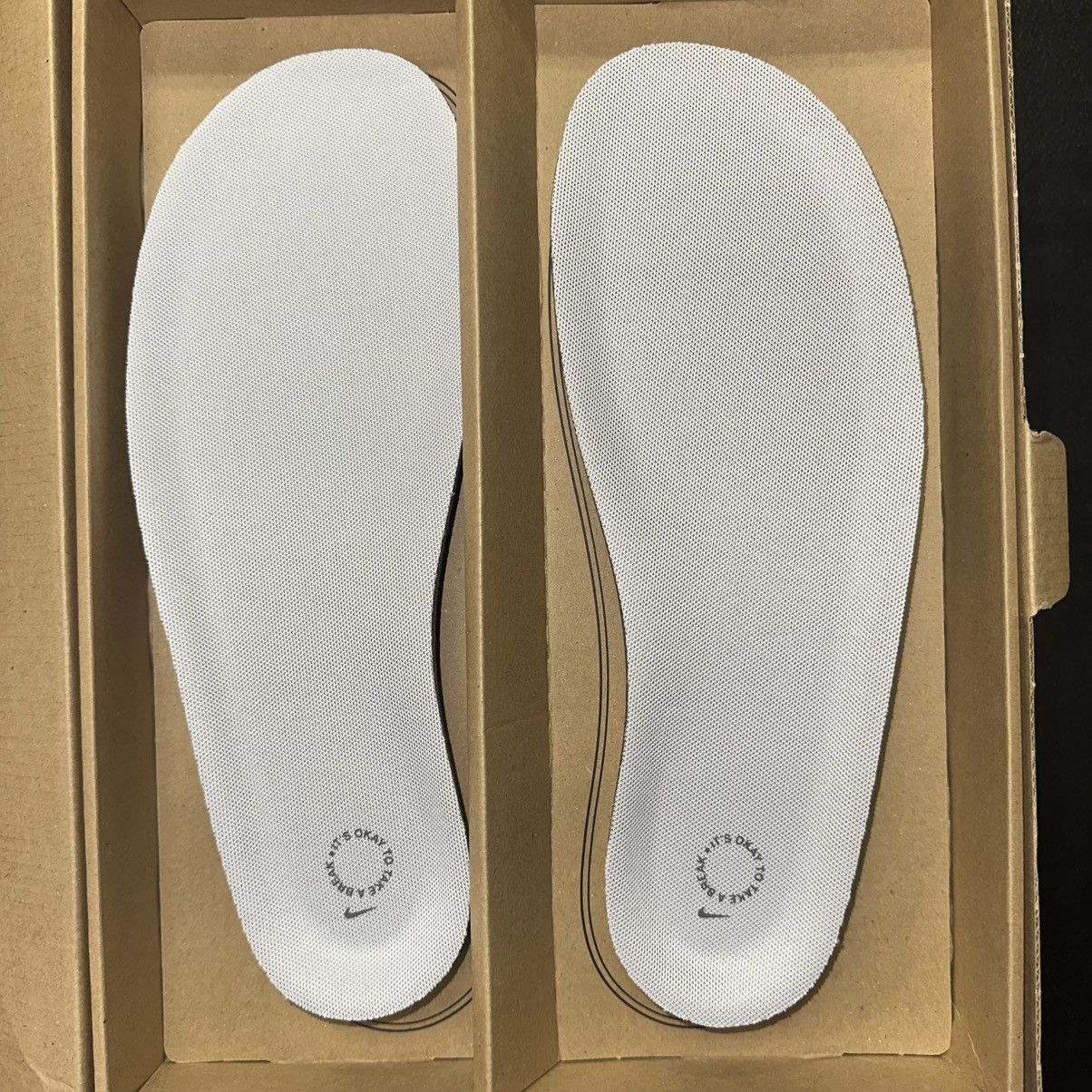 Nike Size 8.5 - Nike Offline 2.0 DJ6229-001 Size US 8.5 / EU 41-42 - 8 Thumbnail
