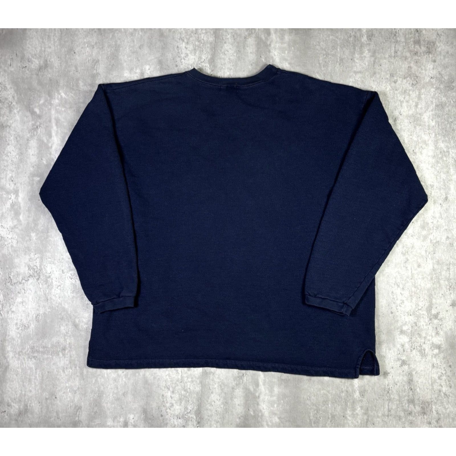 Vintage VINTAGE Dolphins Embroidered Sweatshirt Animal Nature Wildlife Ocean Crewneck XL Size US XL / EU 56 / 4 - 2 Thumbnail