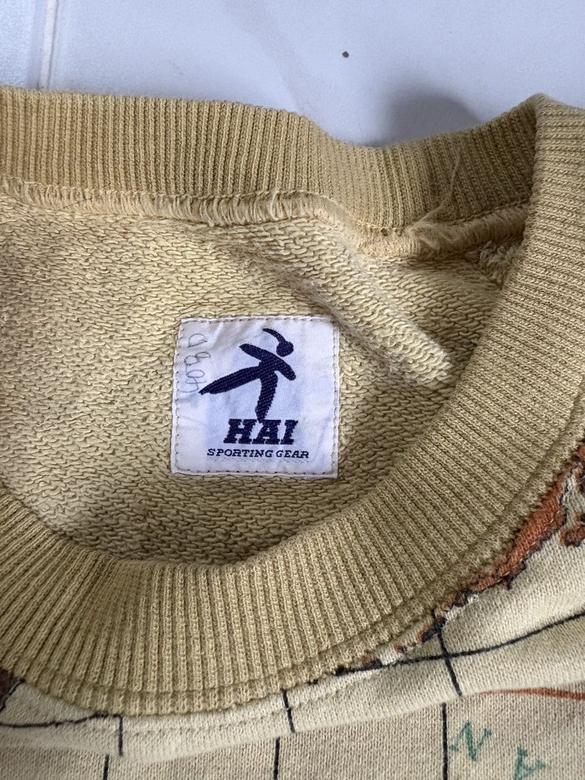 Hai Sporting Gear !! RARE !! Issey Miyake x Hai Sporting Gera World Map Size US M / EU 48-50 / 2 - 2 Thumbnail