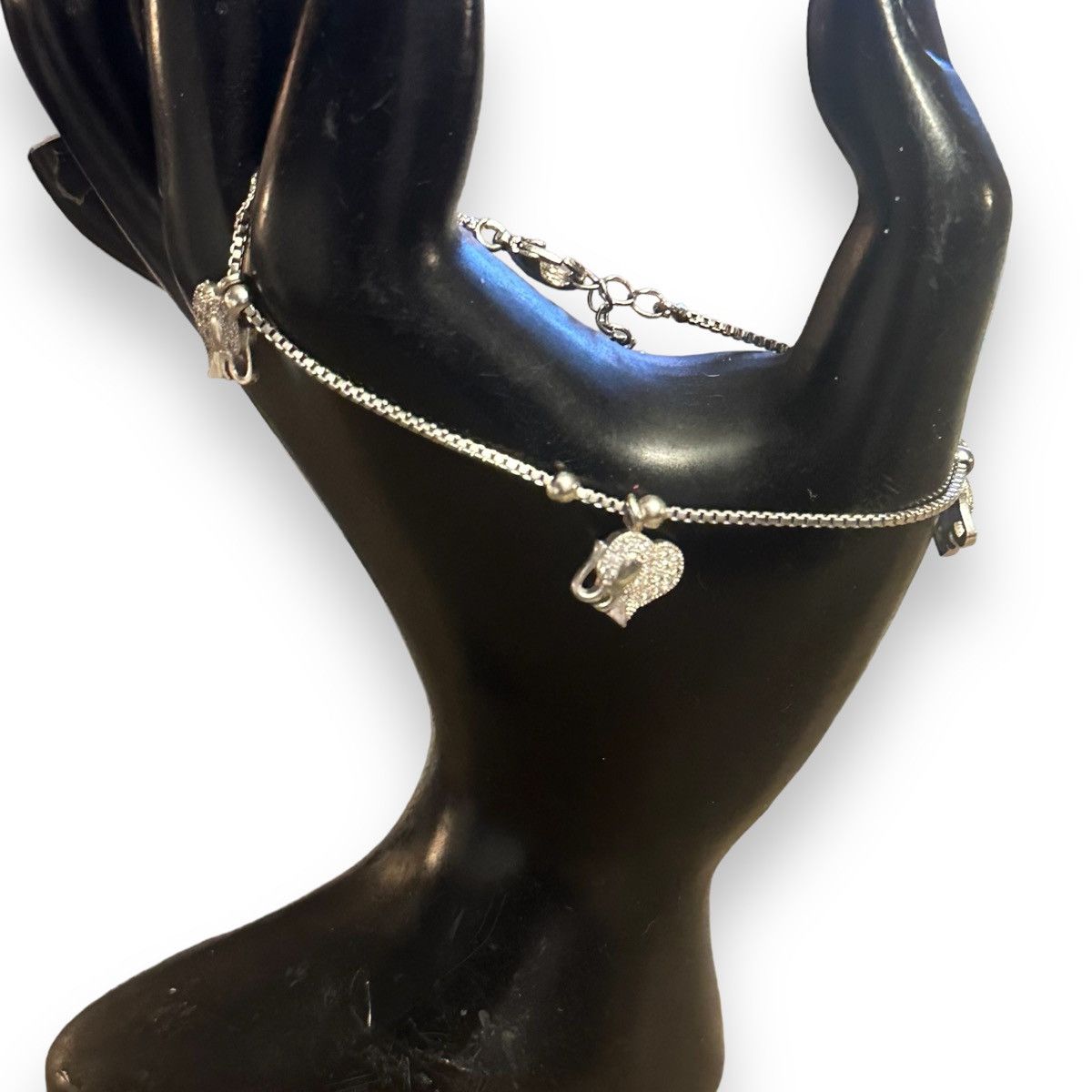 Other Dainty silver tone paved elephant charm bracelet Size ONE SIZE - 2 Thumbnail