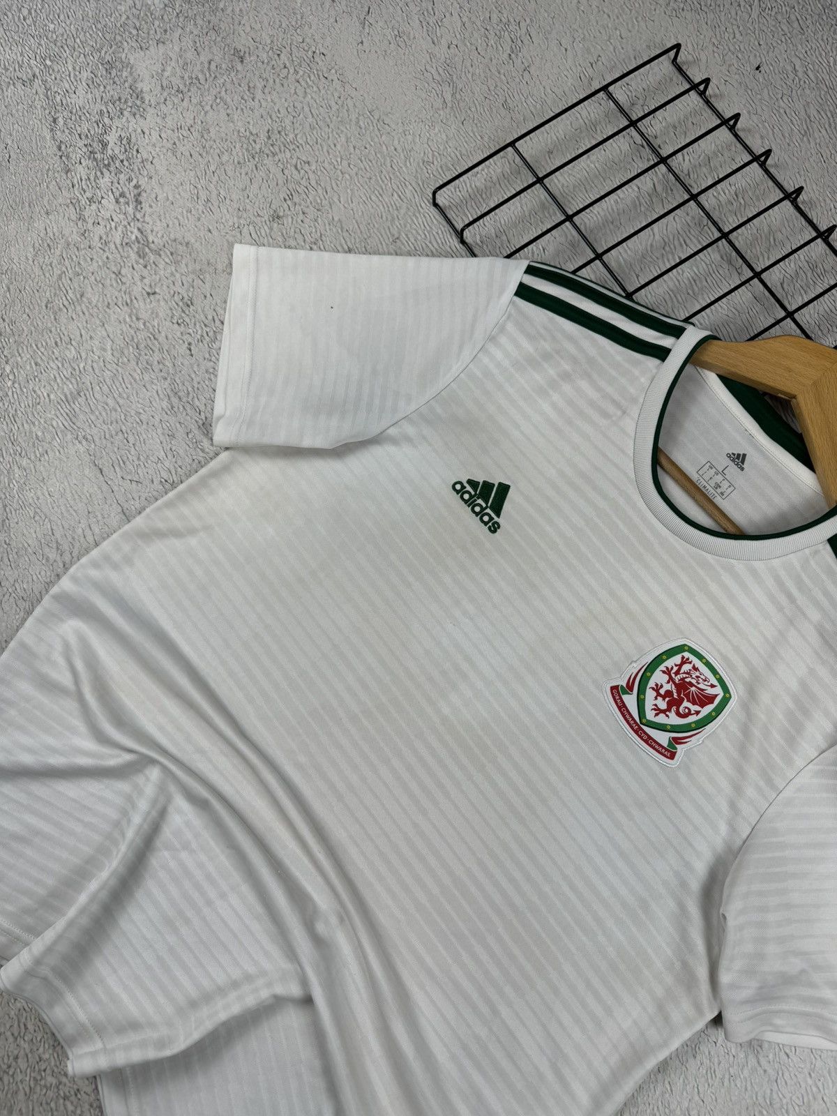 Adidas × Vintage Wales National Team 2018 Adidas Soccer Jersey Blokcore L sz Size US L / EU 52-54 / 3 - 3 Thumbnail