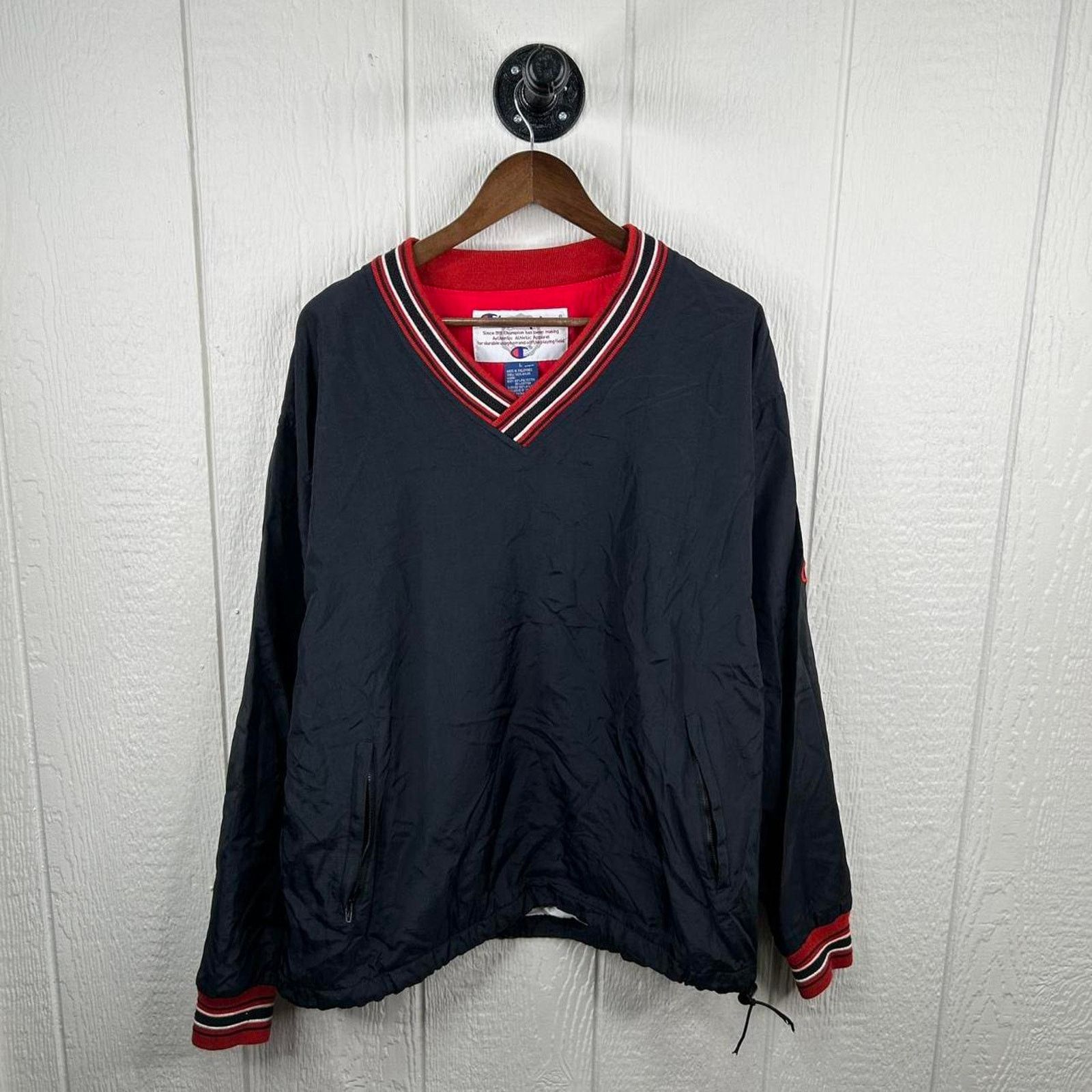 Champion Vintage 90s Champion Navy & Red VNeck Windbreaker Size Large Size US L / EU 52-54 / 3 - 1 Thumbnail