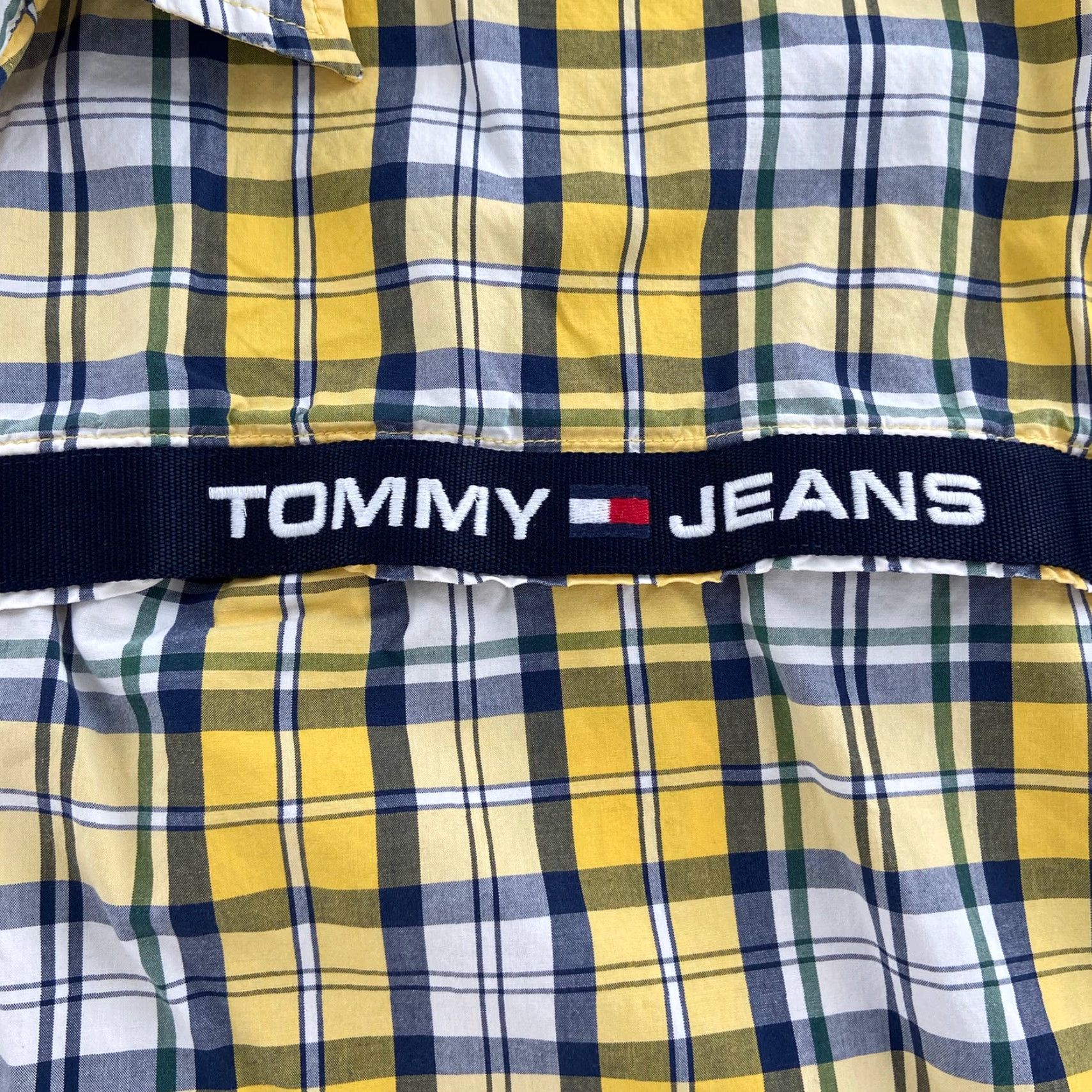 Tommy Hilfiger VINTAGE Tommy Hilfiger Plaid Button-Up Shirt Adult XXL Yellow Short Sleeve Pocket Casual Mens Size US XXL / EU 58 / 5 - 5 Thumbnail