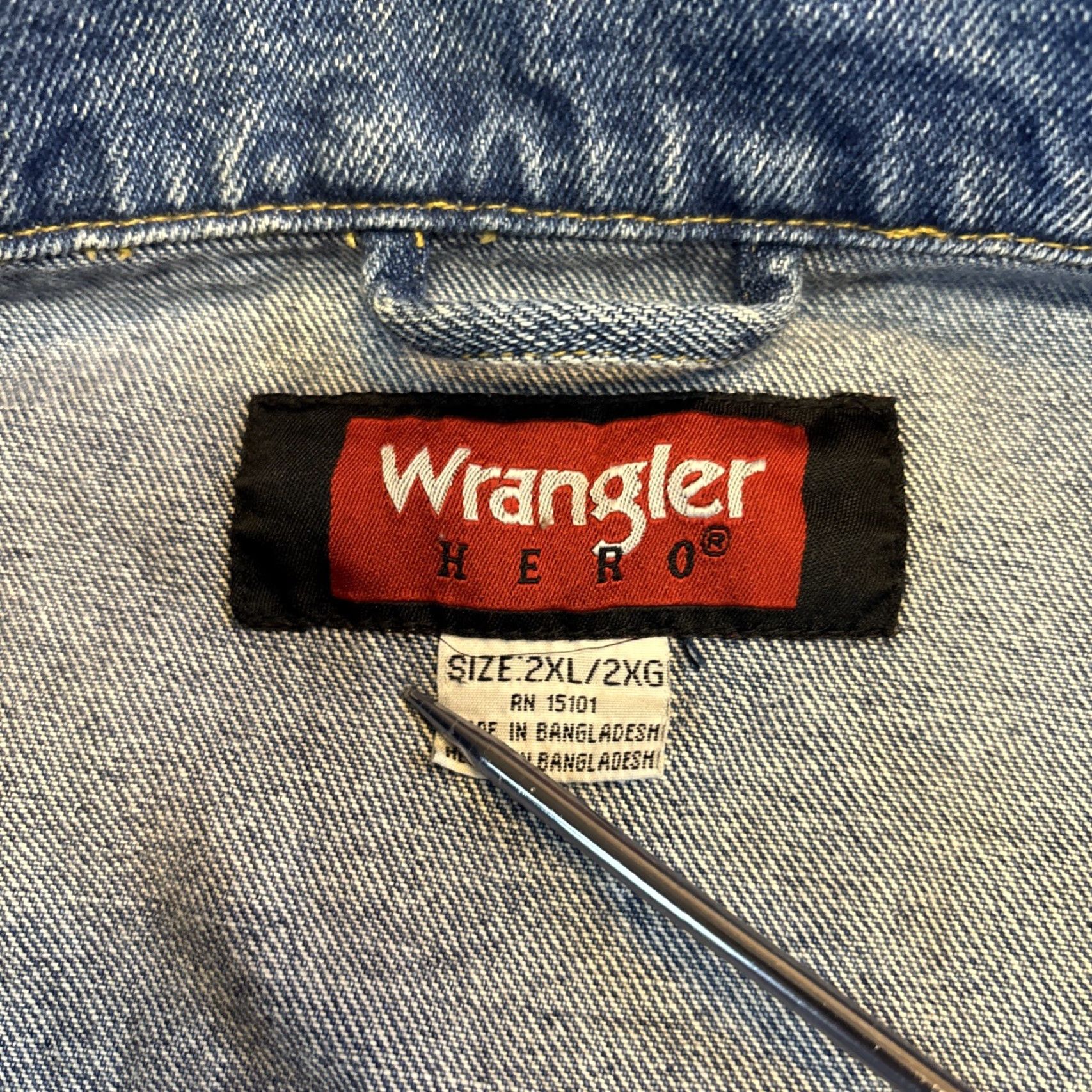 Wrangler VINTAGE Wrangler Hero Men's 2XL Blue Denim Trucker Western Cowboy Button Down Jacket Size US XXL / EU 58 / 5 - 2 Thumbnail