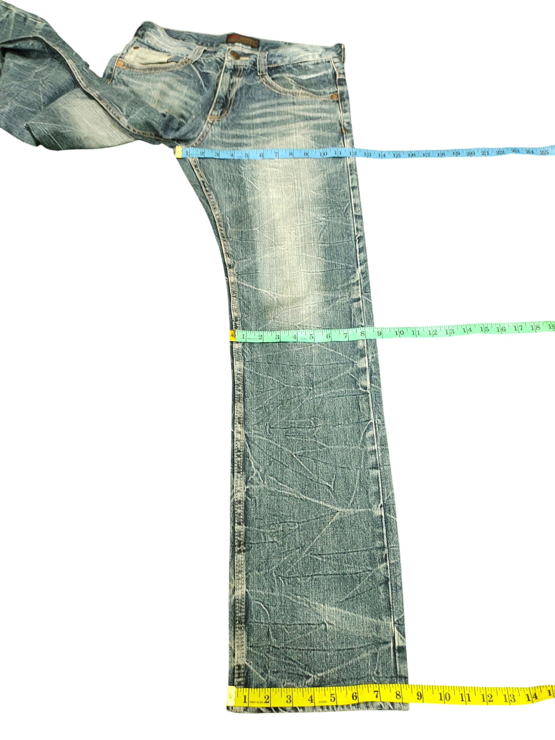 Le Grande Bleu (L.G.B.) Vintage Exit Japan Clawmark Distress Faded Denim Jeans Size US 30 / EU 46 - 17 Thumbnail