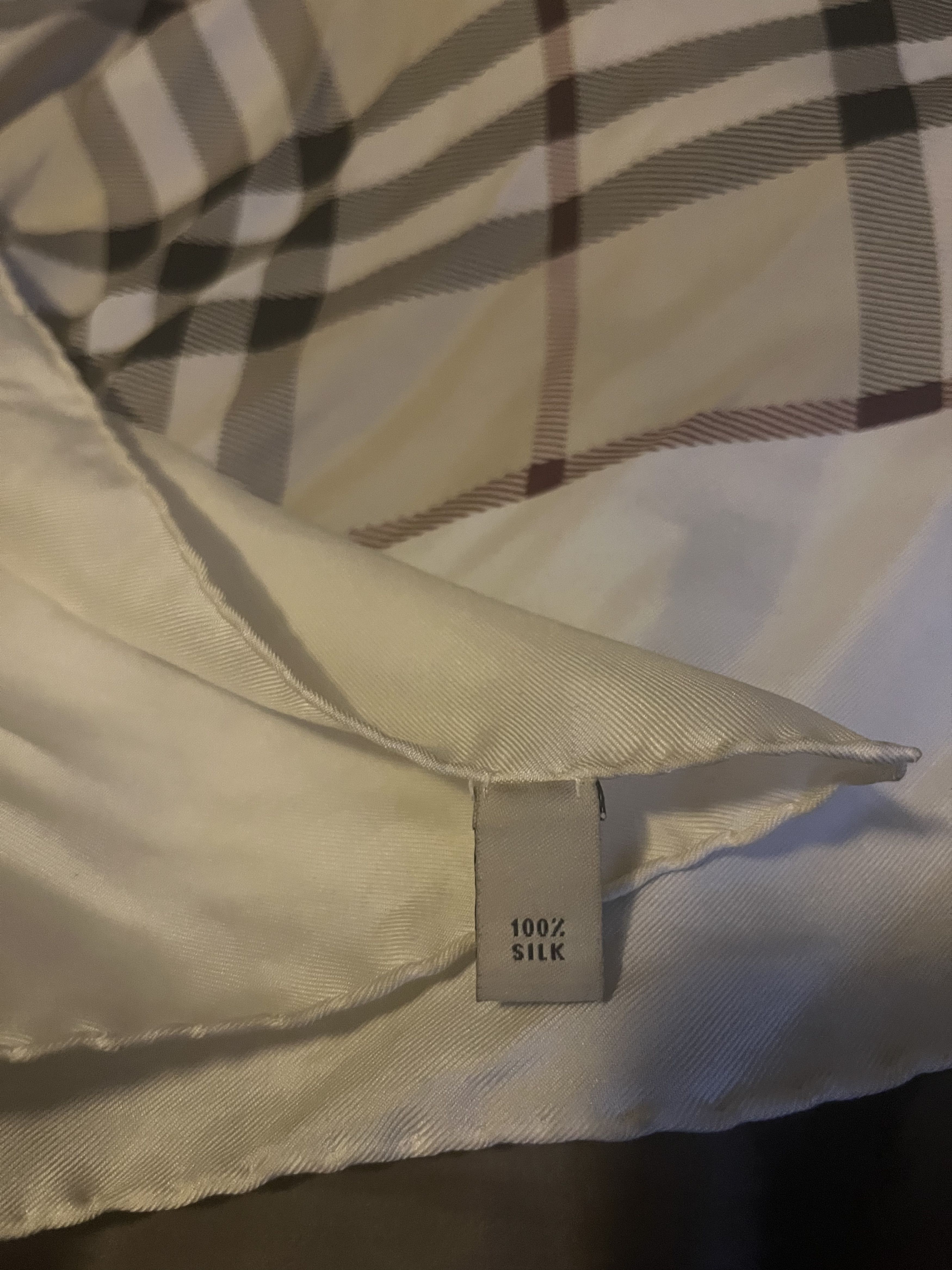Burberry Burberry Silk Scarf Size ONE SIZE - 4 Thumbnail