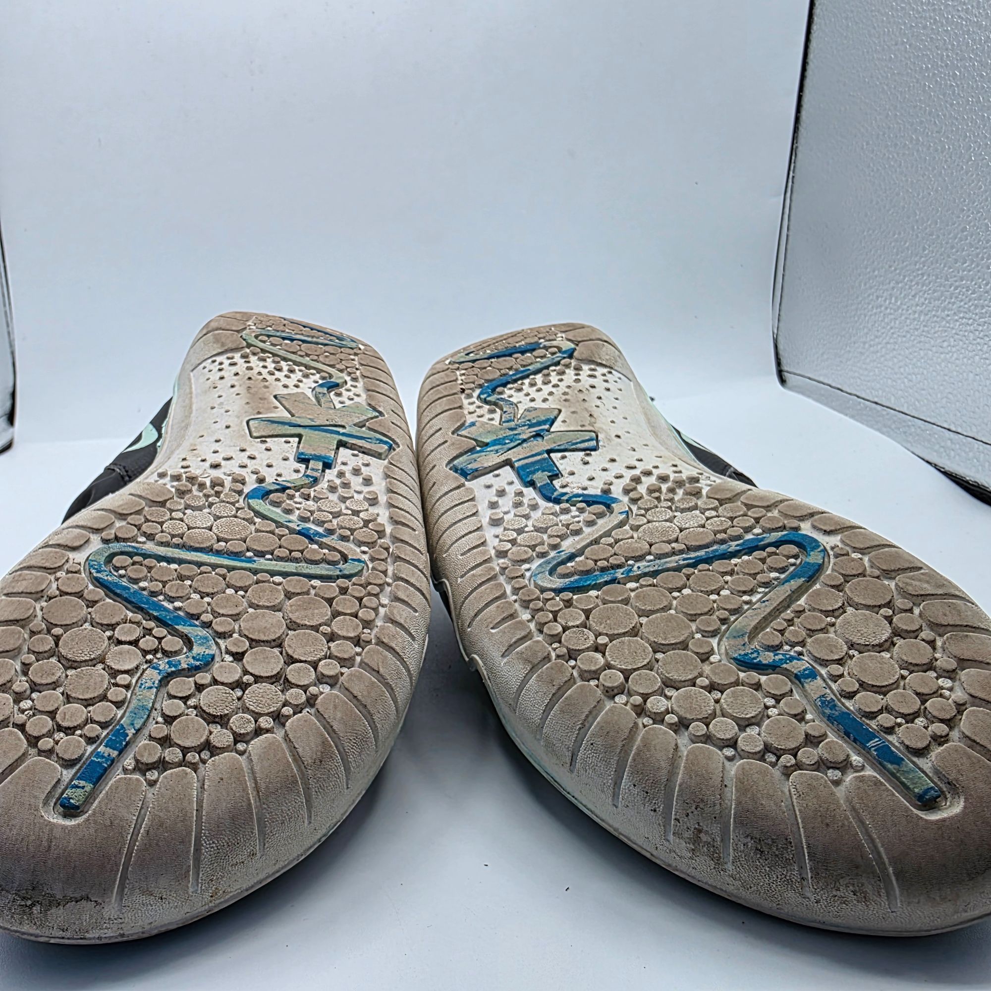 Nike Nike Zoom Pulse Black Blue Hero Teal Tint Mens Size 5 Nurse Size US 5 / EU 37 - 11 Thumbnail
