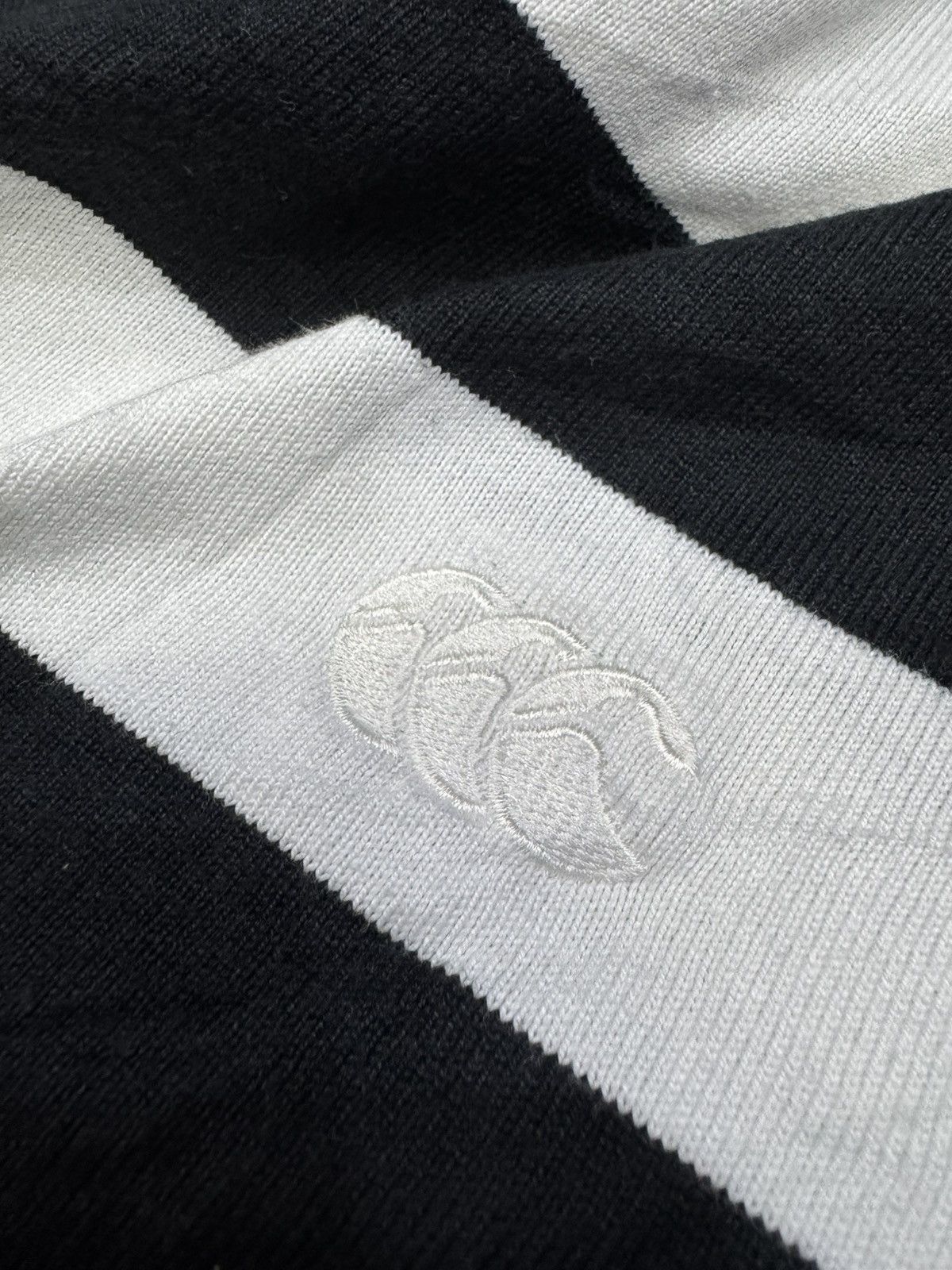 Canterbury of New Zealand 1990s CANTERBURY COLLINGWOOD FOOTBALL CLUB JERSEY Size US L / EU 52-54 / 3 - 7 Thumbnail