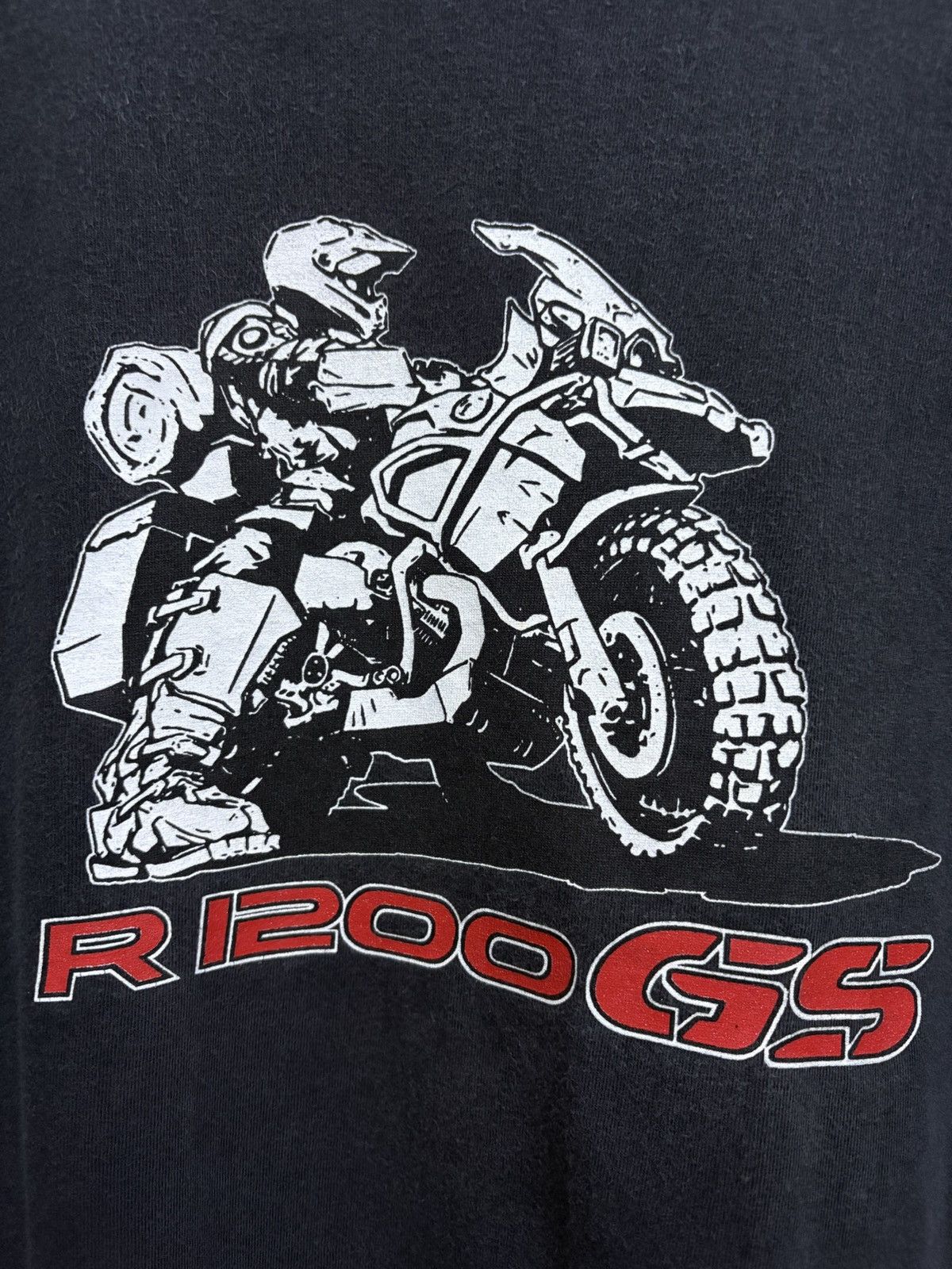 Japanese Brand 2000's Full Scale - BMW R1200 GS Series ( Rare ) T-Shirt Size US L / EU 52-54 / 3 - 5 Thumbnail