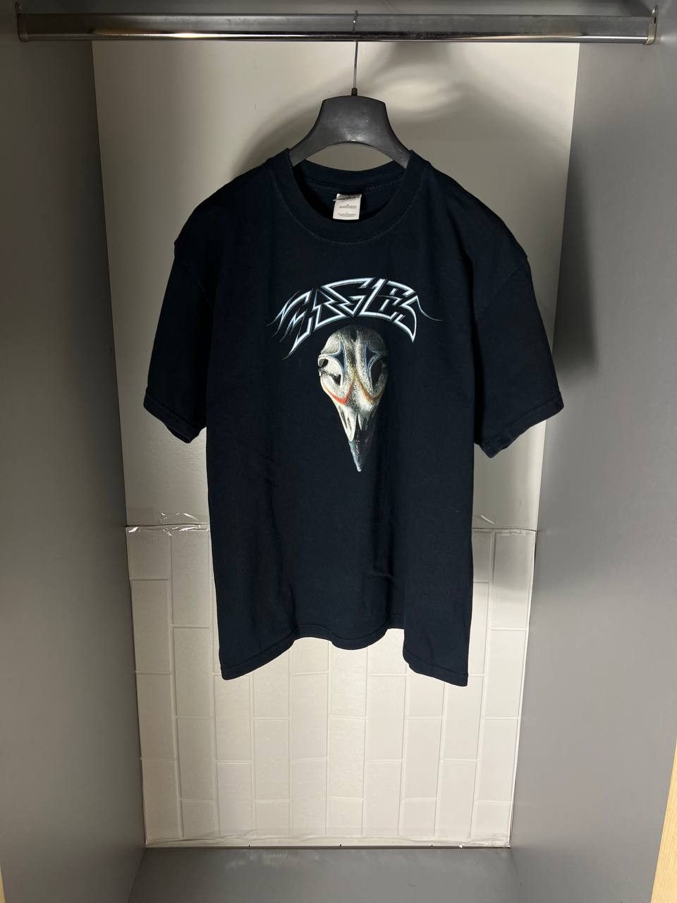Band Tees VINTAGE EAGLES WORLD TOUR ROCK T-SHIRT METAL PUNK Y2K 90s Size US L / EU 52-54 / 3 - 1 Thumbnail