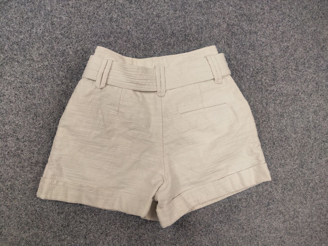 Sezane Sezane Design Rome Beige Belted Cuff Shorts buckle high-rise Size 27" / US 4 / IT 40 - 10 Thumbnail