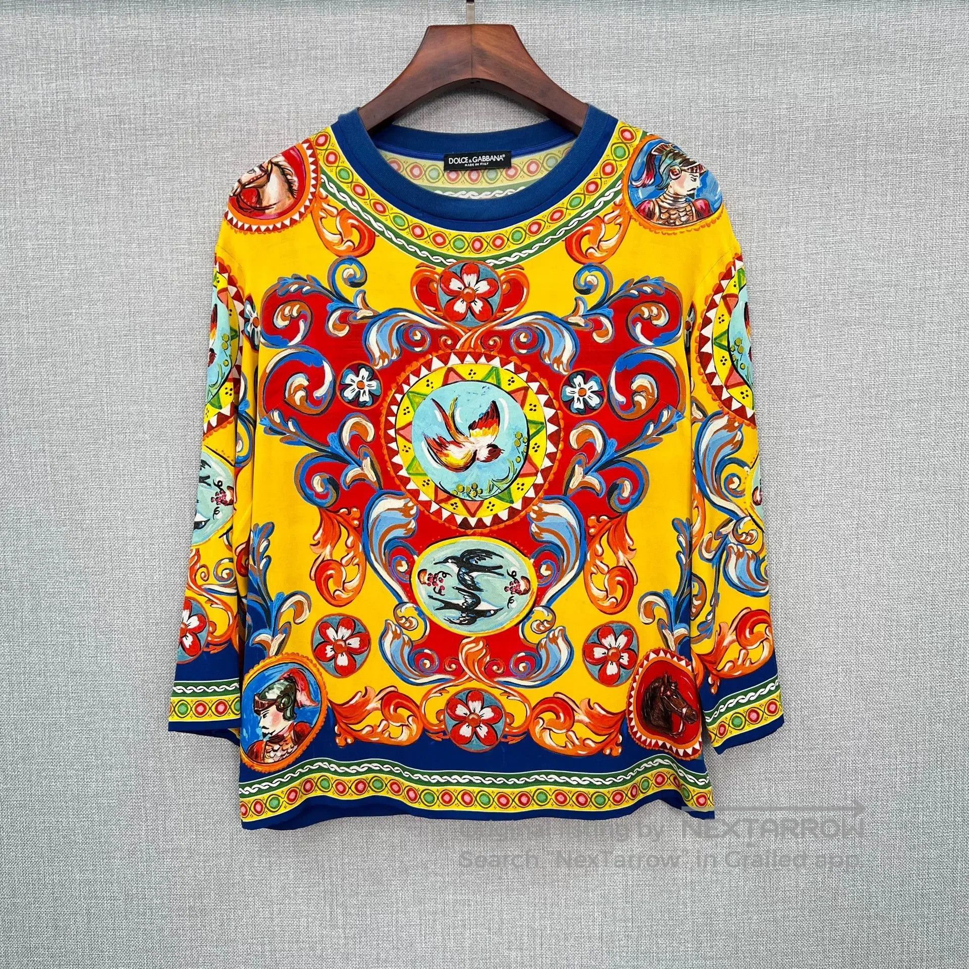 Dolce & Gabbana Dolce&Gabbana Silk Court Oil Painting Top. Size S / US 4 / IT 40 - 1 Thumbnail