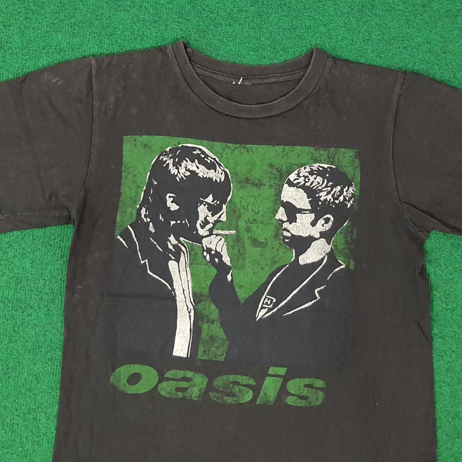 Band Tees Vintage OASIS 90S American Rock Band Tshirt C259N8 Size US S / EU 44-46 / 1 - 2 Thumbnail