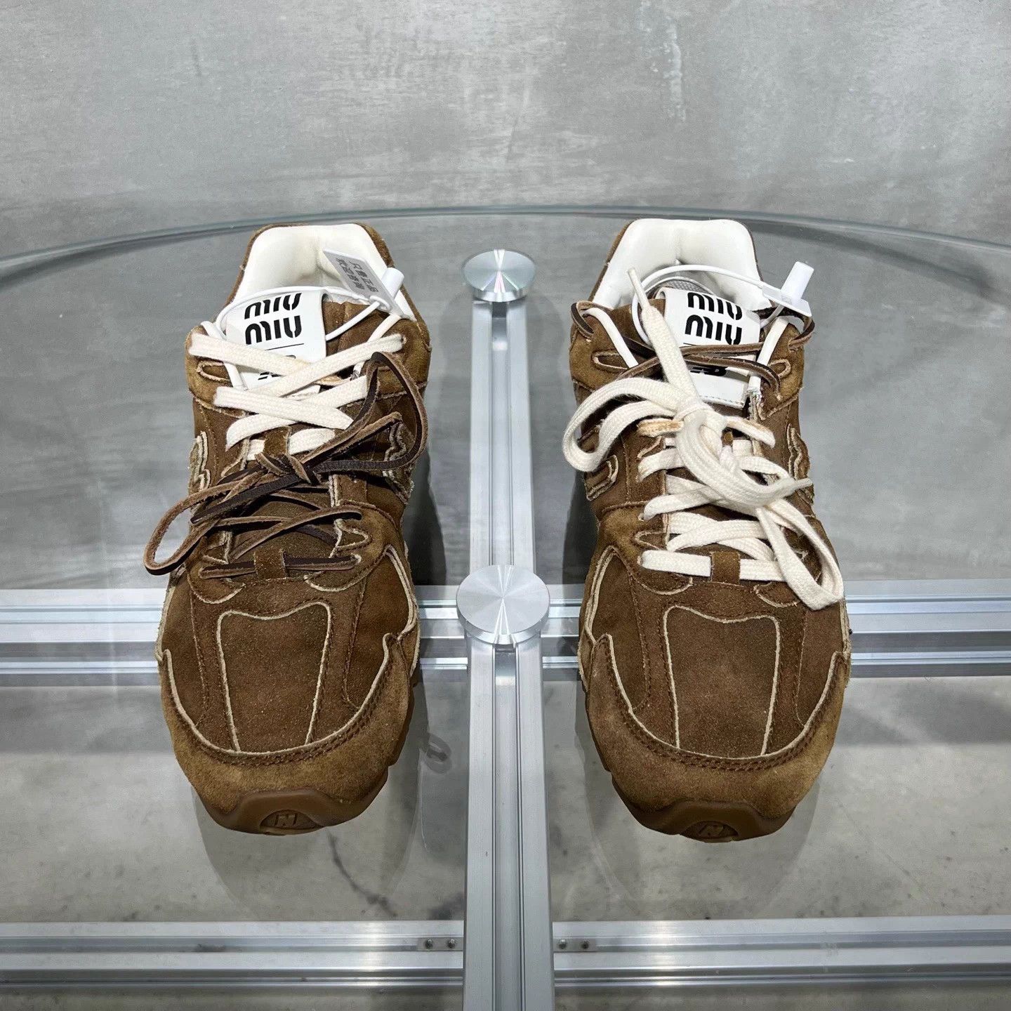 Miu Miu Miu Miu x New Balance Brown Suede Decon Trainer 41 Size US 8 / EU 41 - 1 Thumbnail