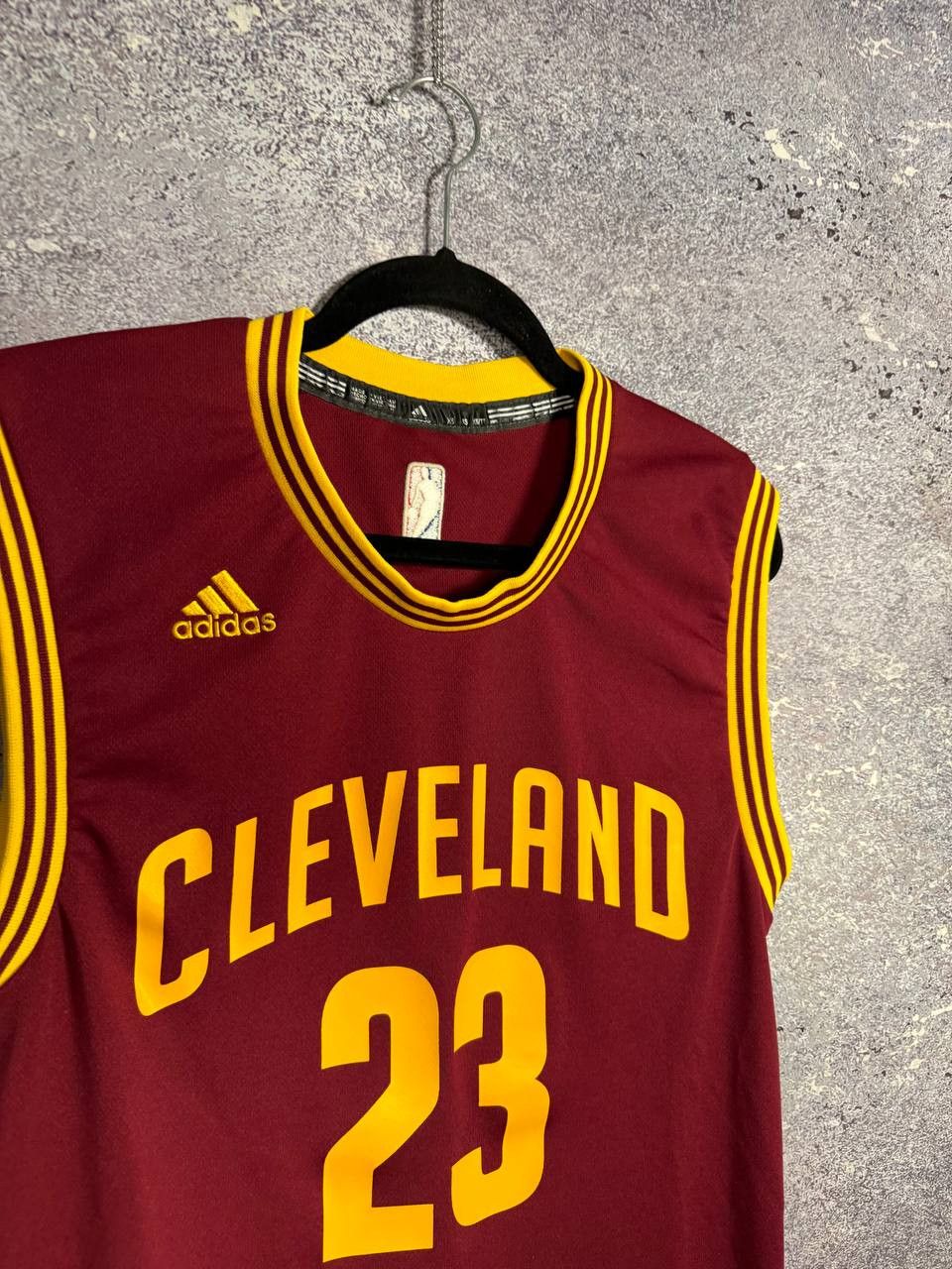 Adidas × NBA JAMES Cleveland Adidas NBA Basketball Jersey Size US XS / EU 42 / 0 - 5 Thumbnail