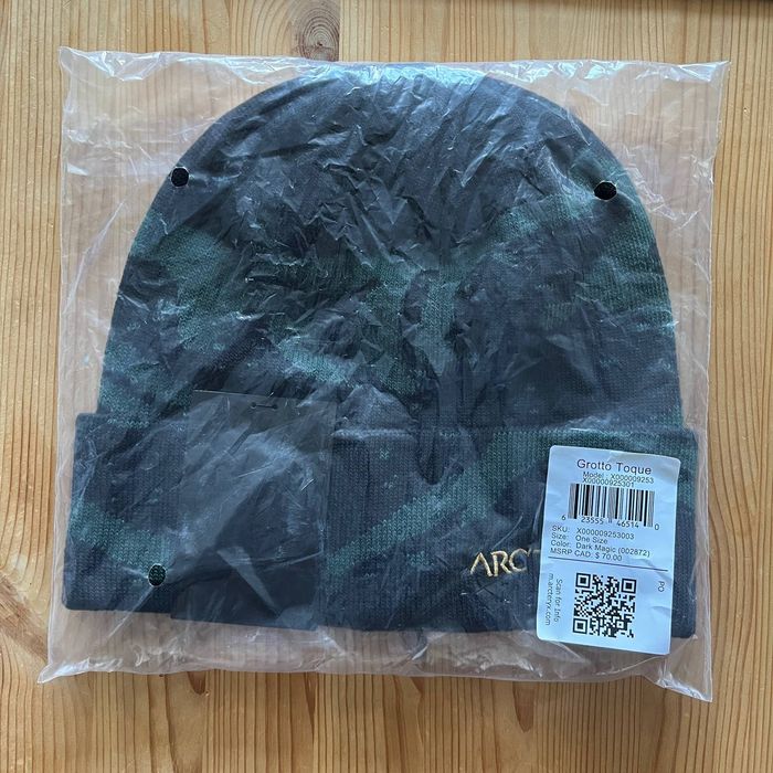 Arc'Teryx Arc'teryx Grotto beanie Dark Magic Green | Grailed