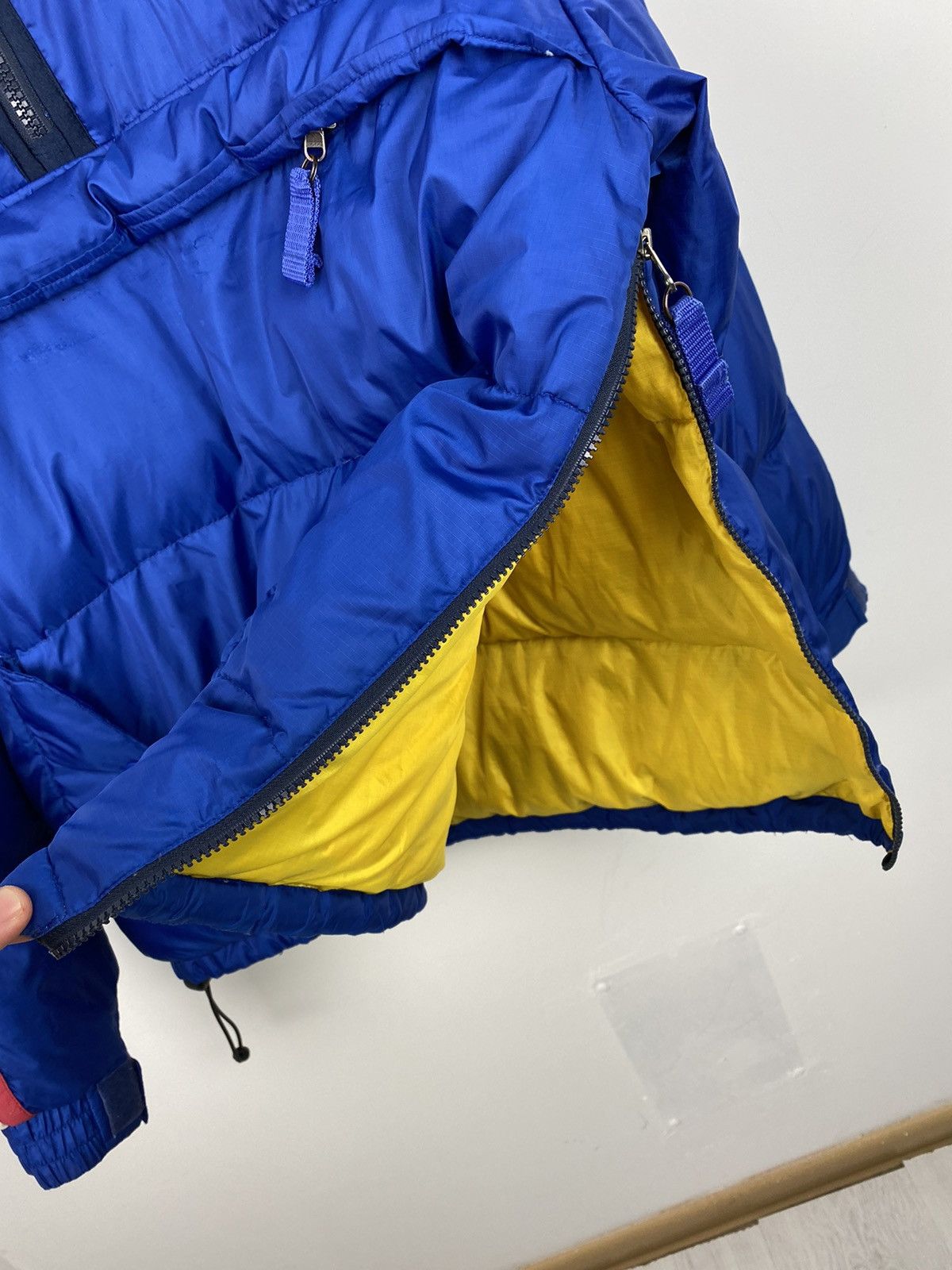 Tommy Hilfiger Vintage Tommy Hilfiger Boardsports Puffer Down Jacket Nike Size US L / EU 52-54 / 3 - 10 Thumbnail